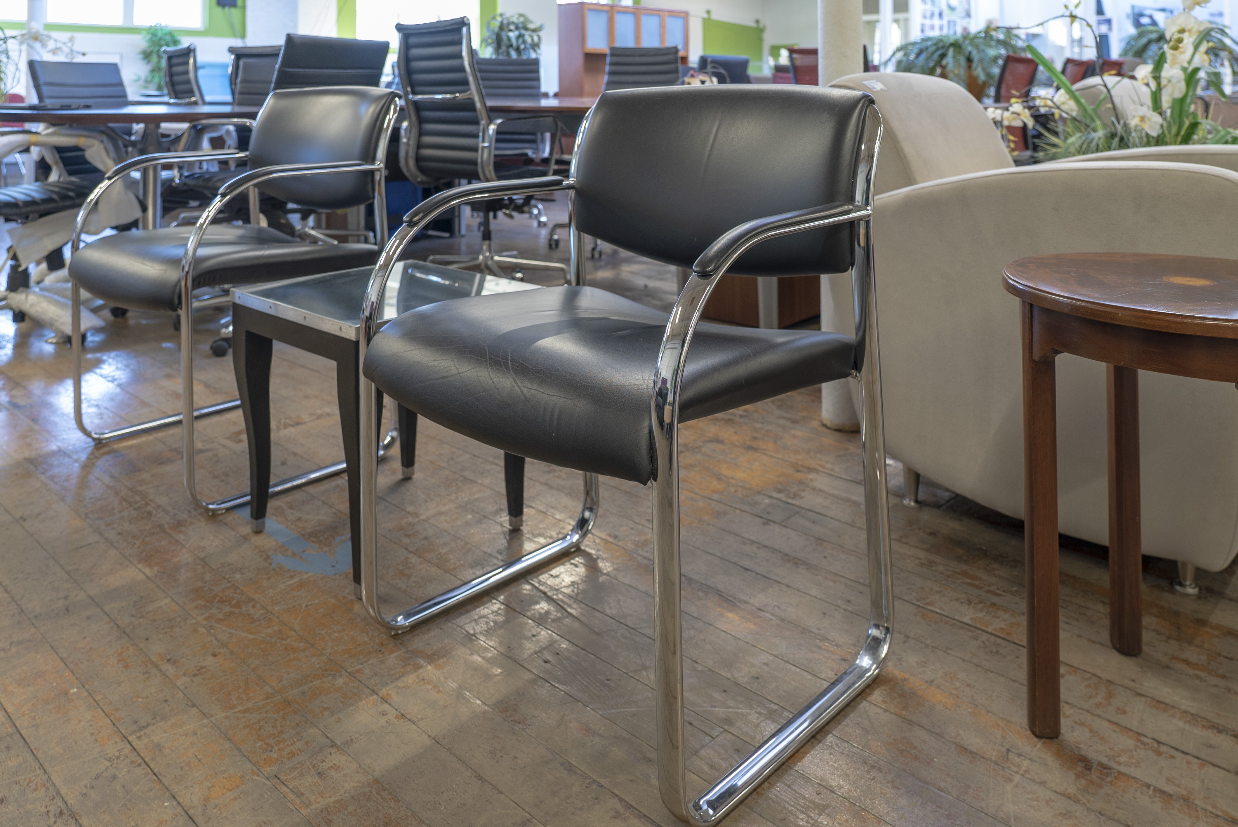 knoll-snodgrass-black-leather-chairs