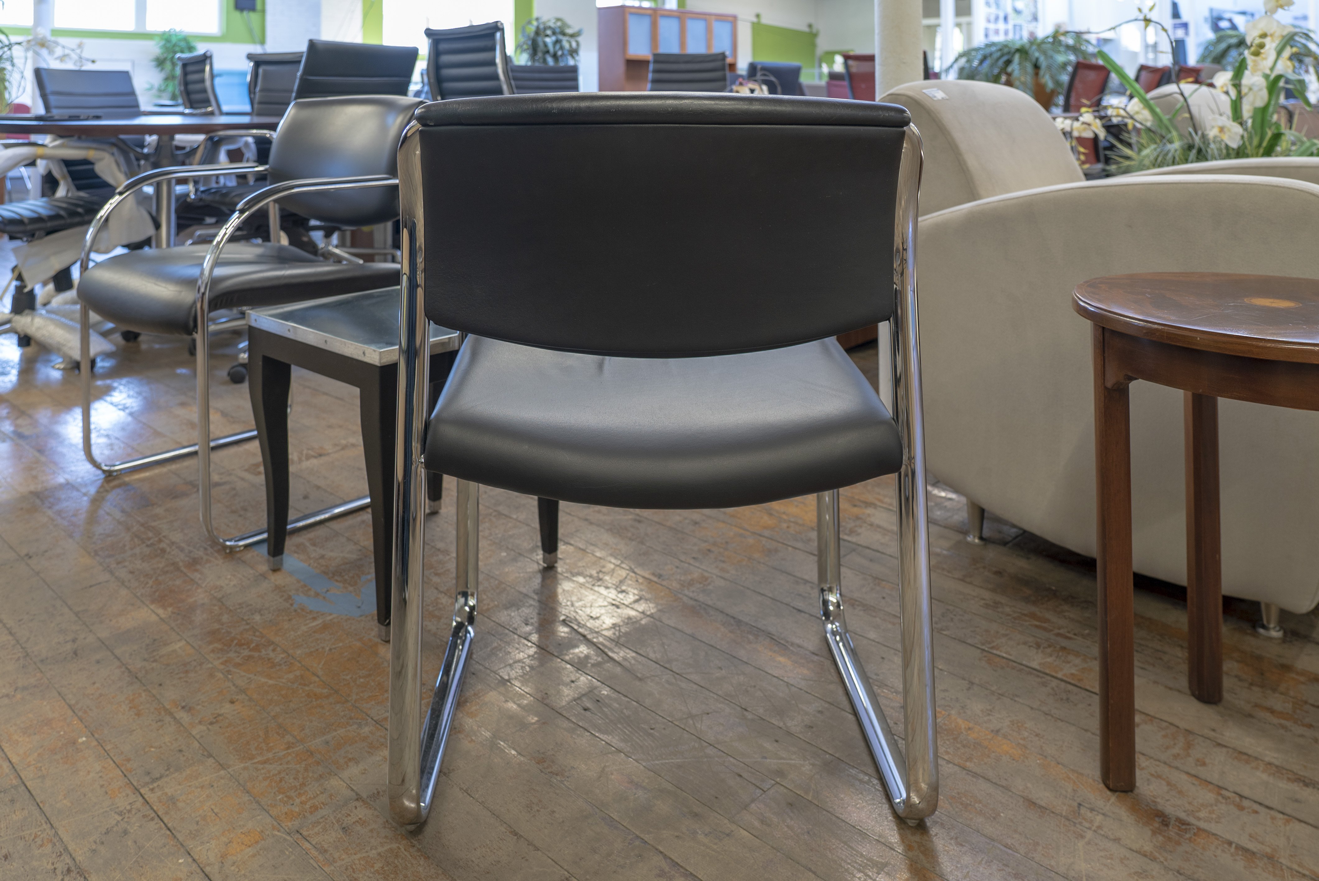 knoll-snodgrass-black-leather-chairs