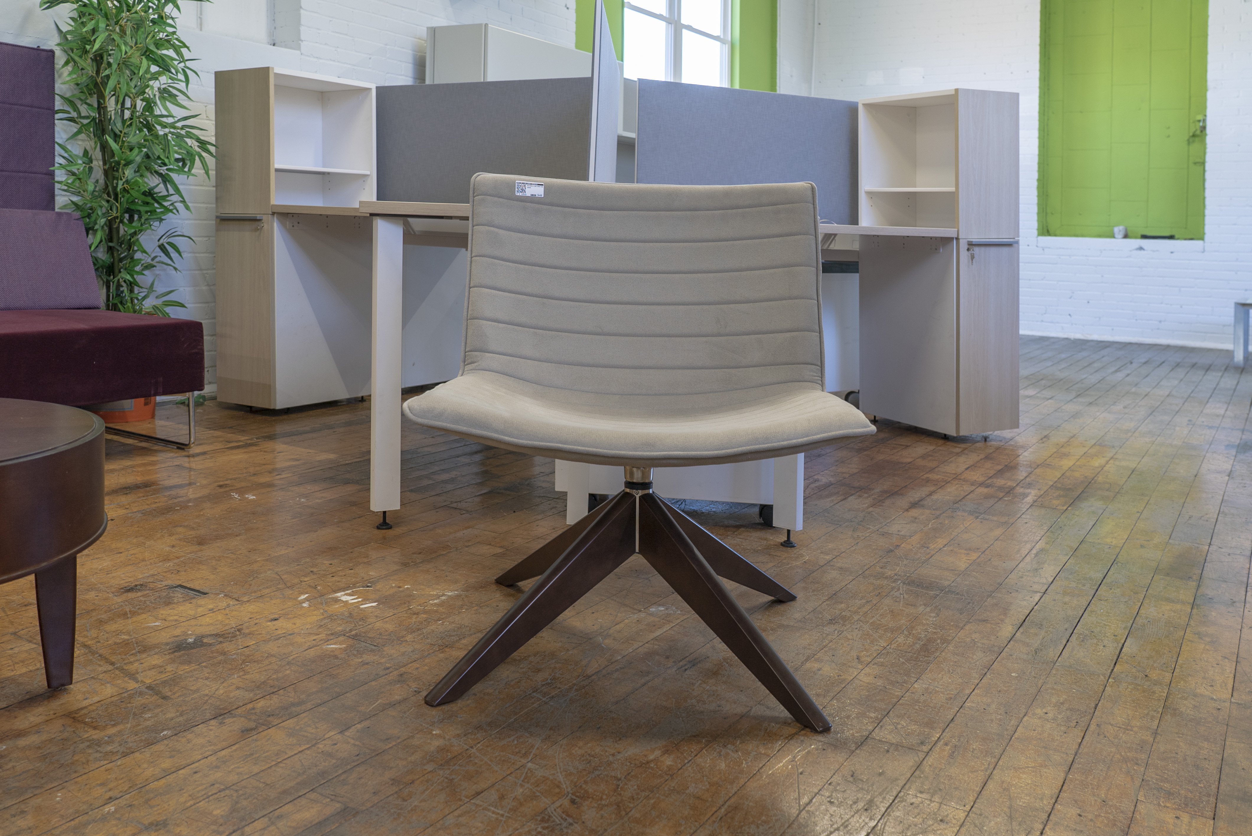 national-grin-swivel-chairs