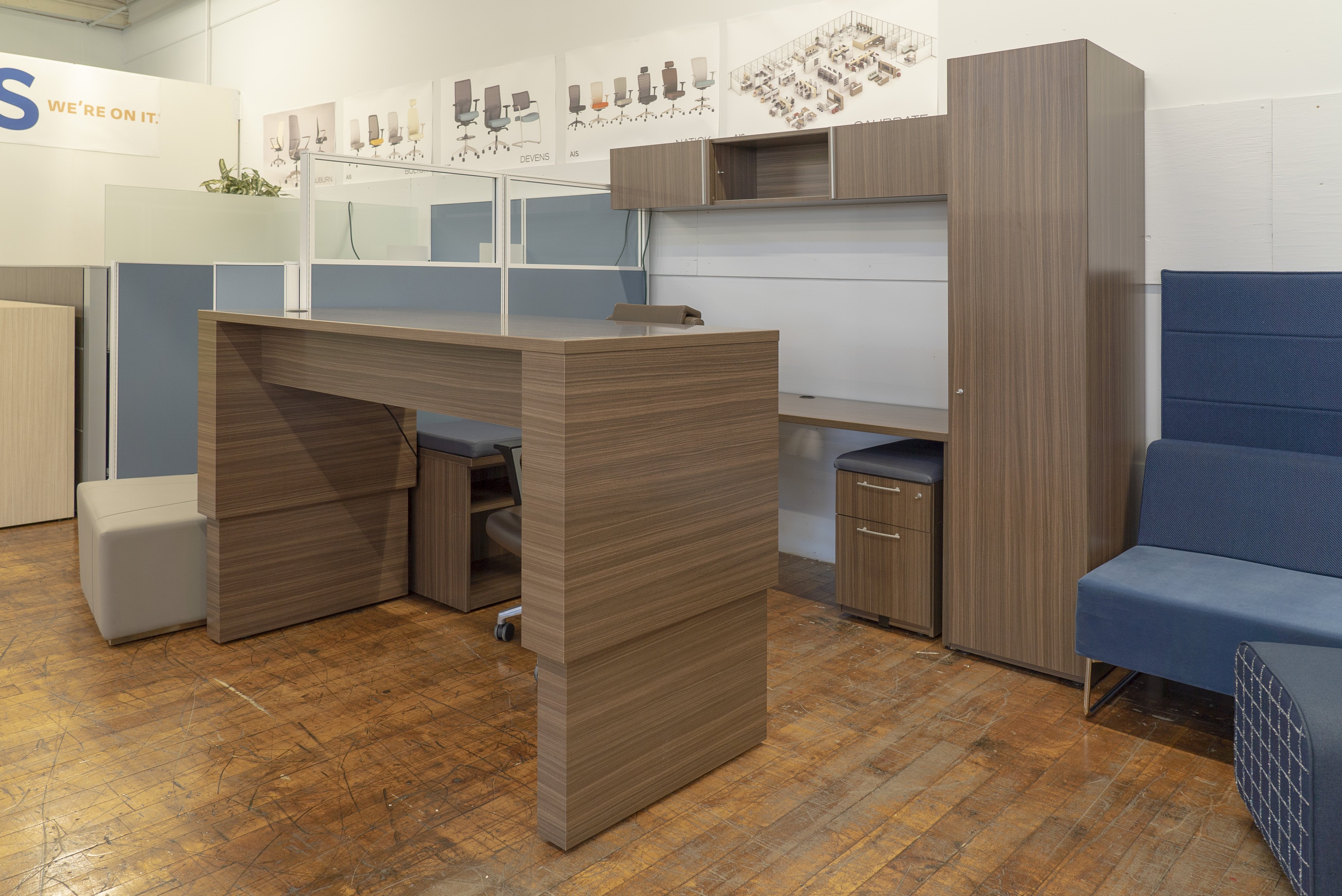 national-tessera-sit-to-stand-private-office-suite