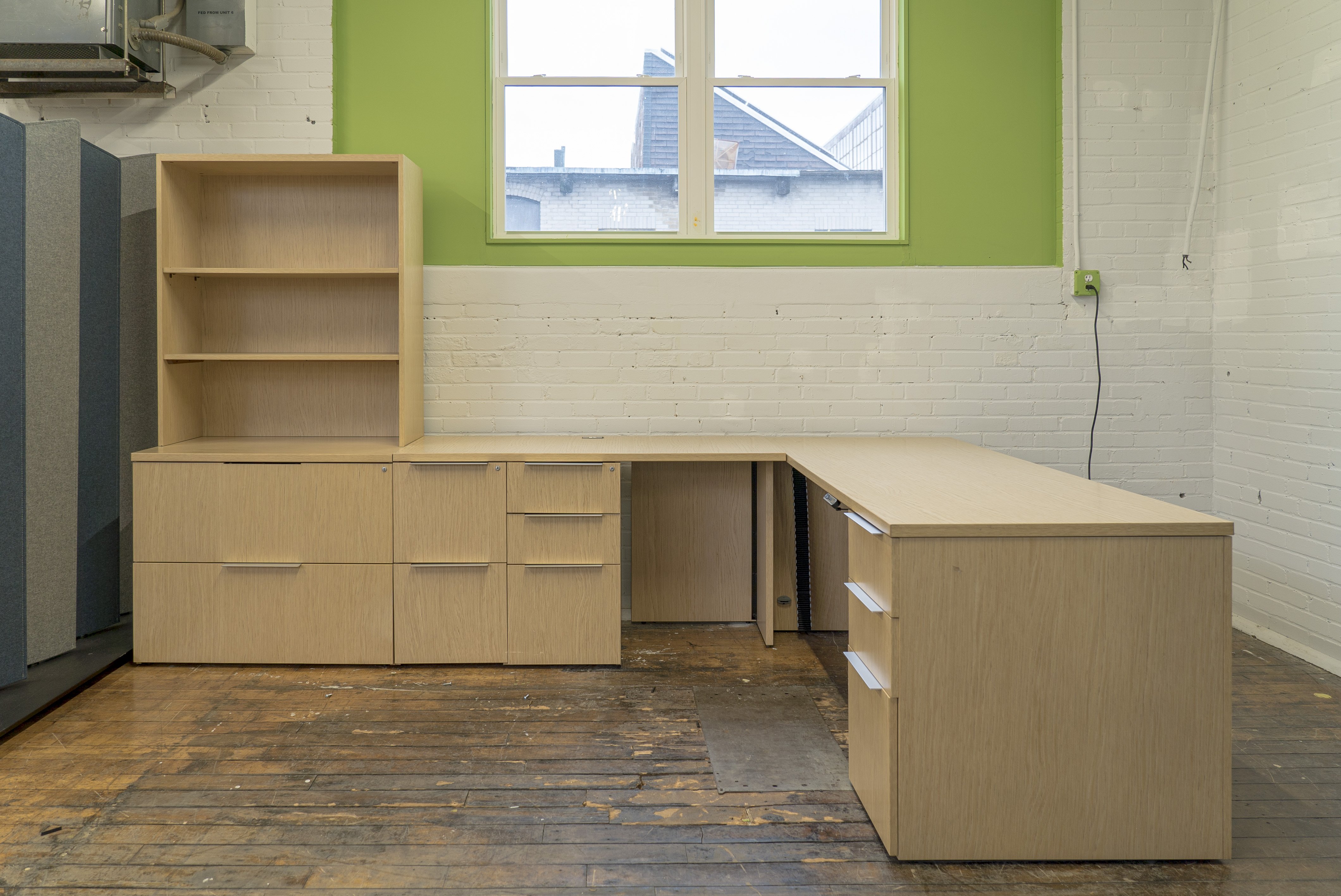 ofs-impulse-g2-sit-to-stand-private-office-suite