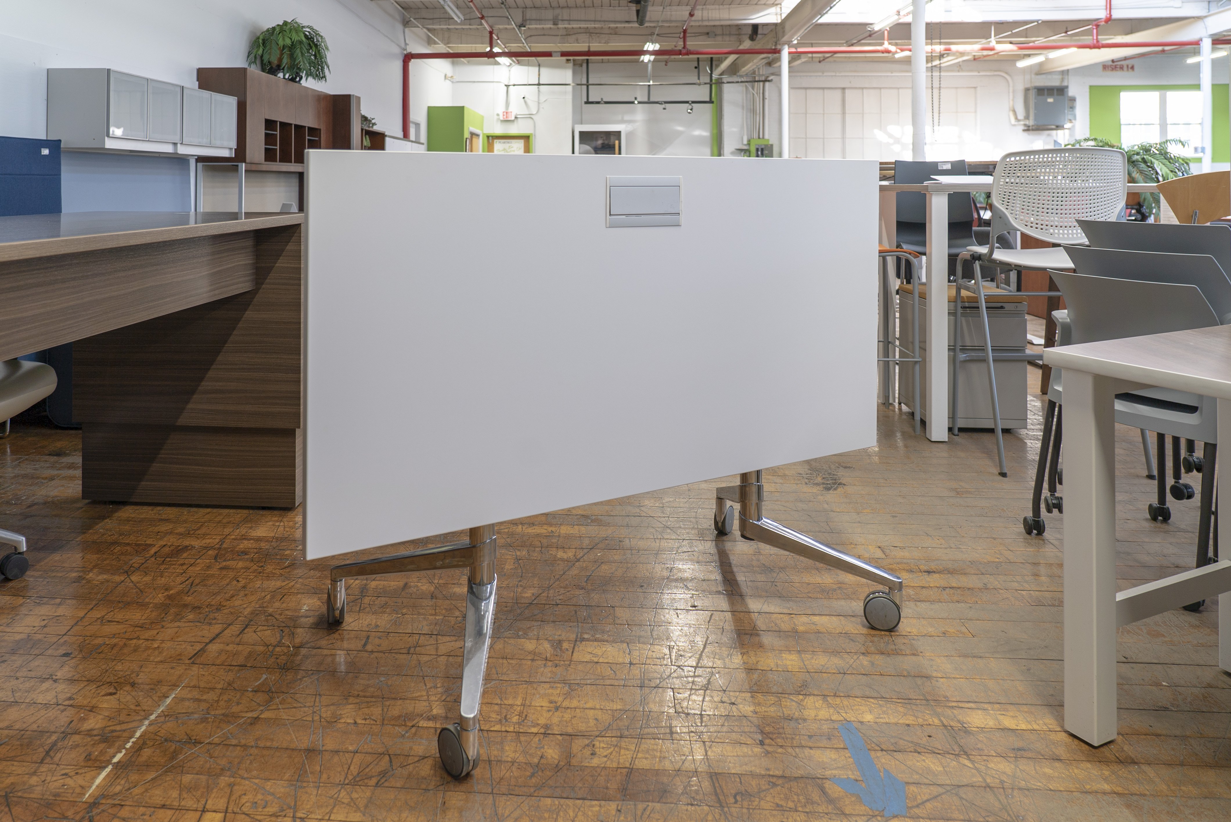 bernhardt-design-flip-top-training-tables