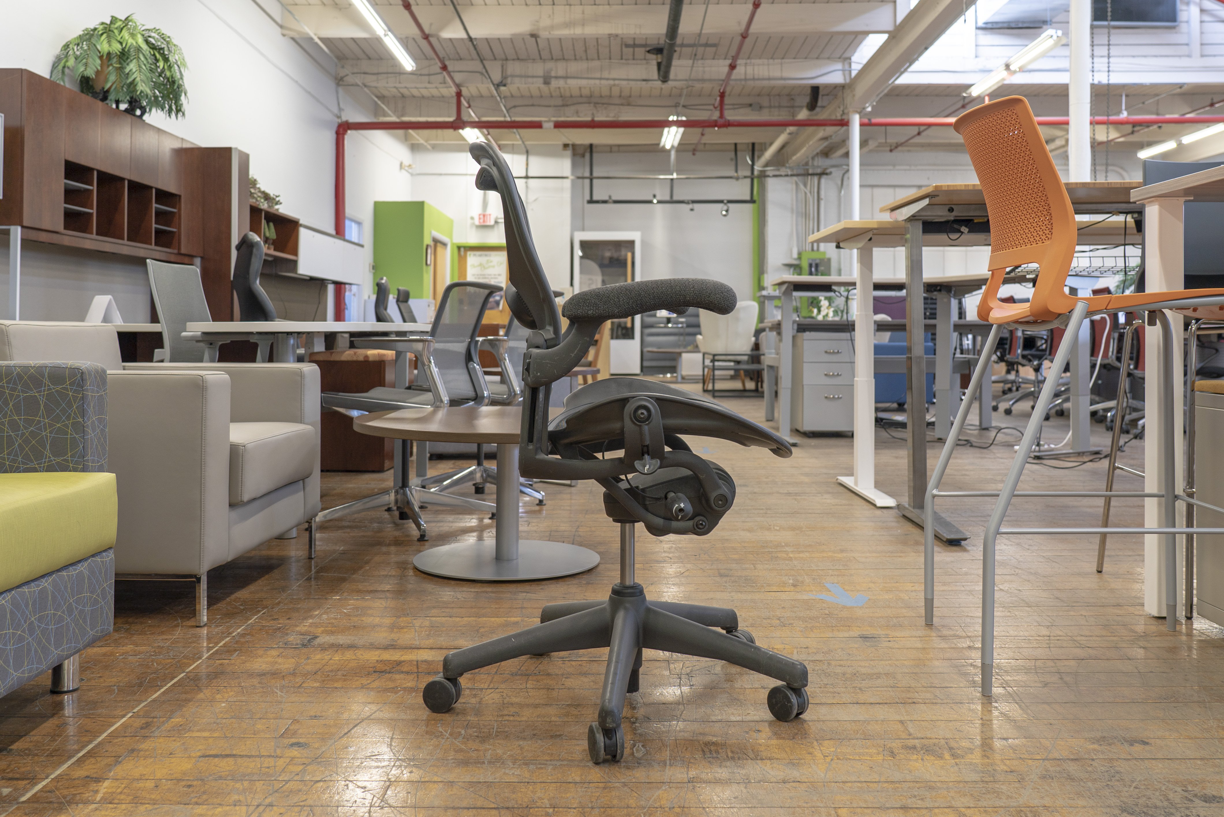 herman-miller-aeron-chairs-size-b