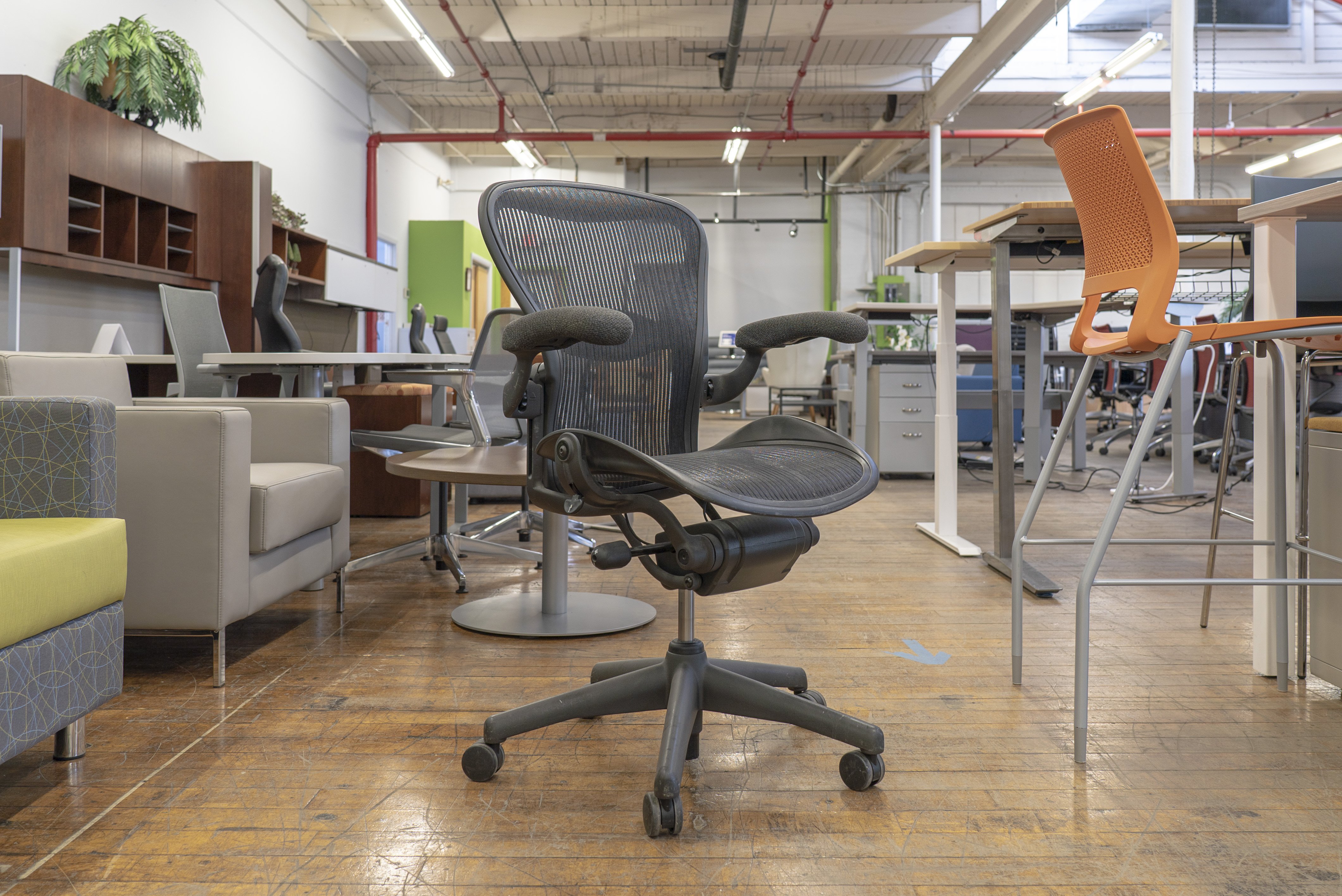 herman-miller-aeron-chairs-size-b