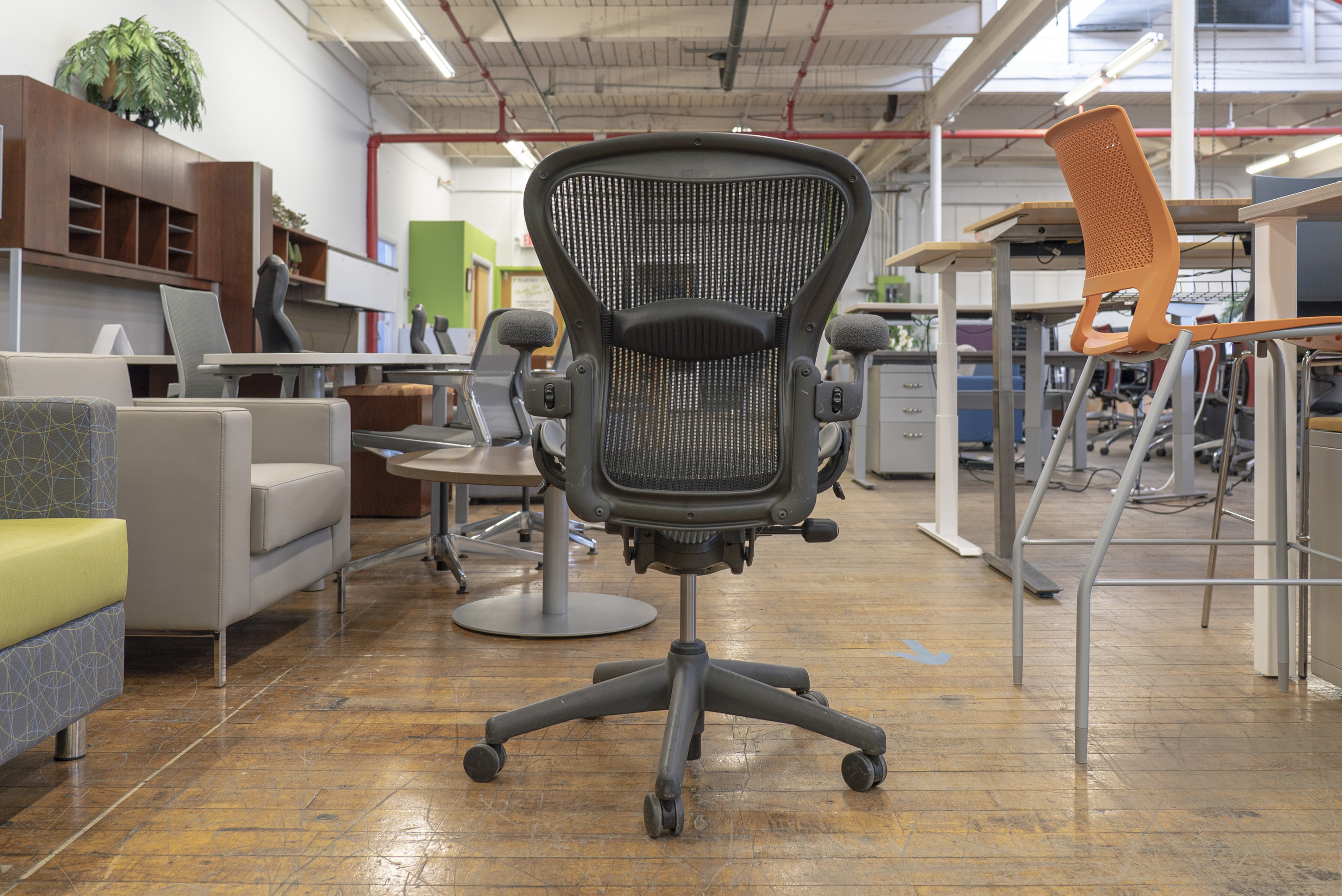 herman-miller-aeron-chairs-size-b