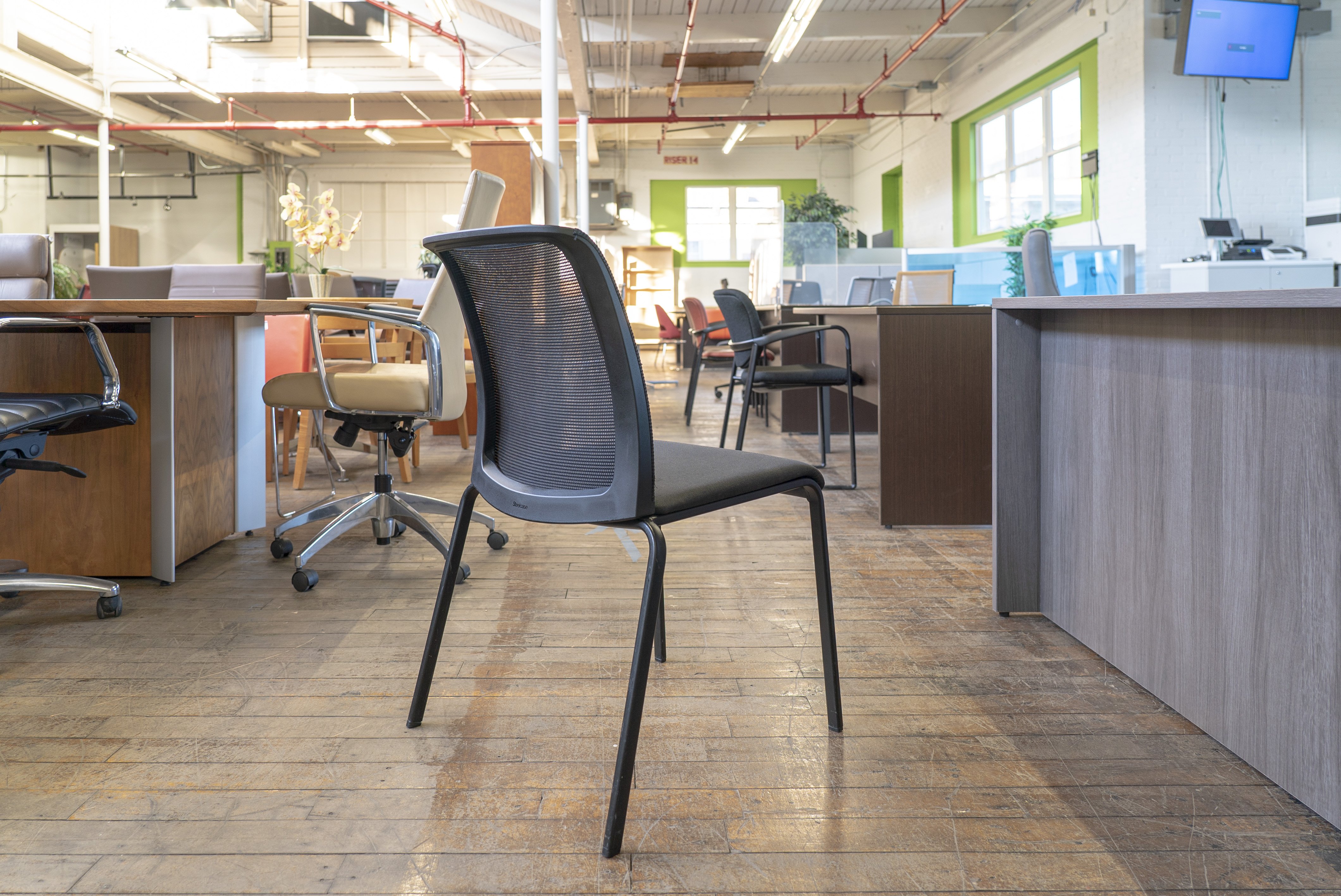steelcase-reply-armless-stacking-chairs