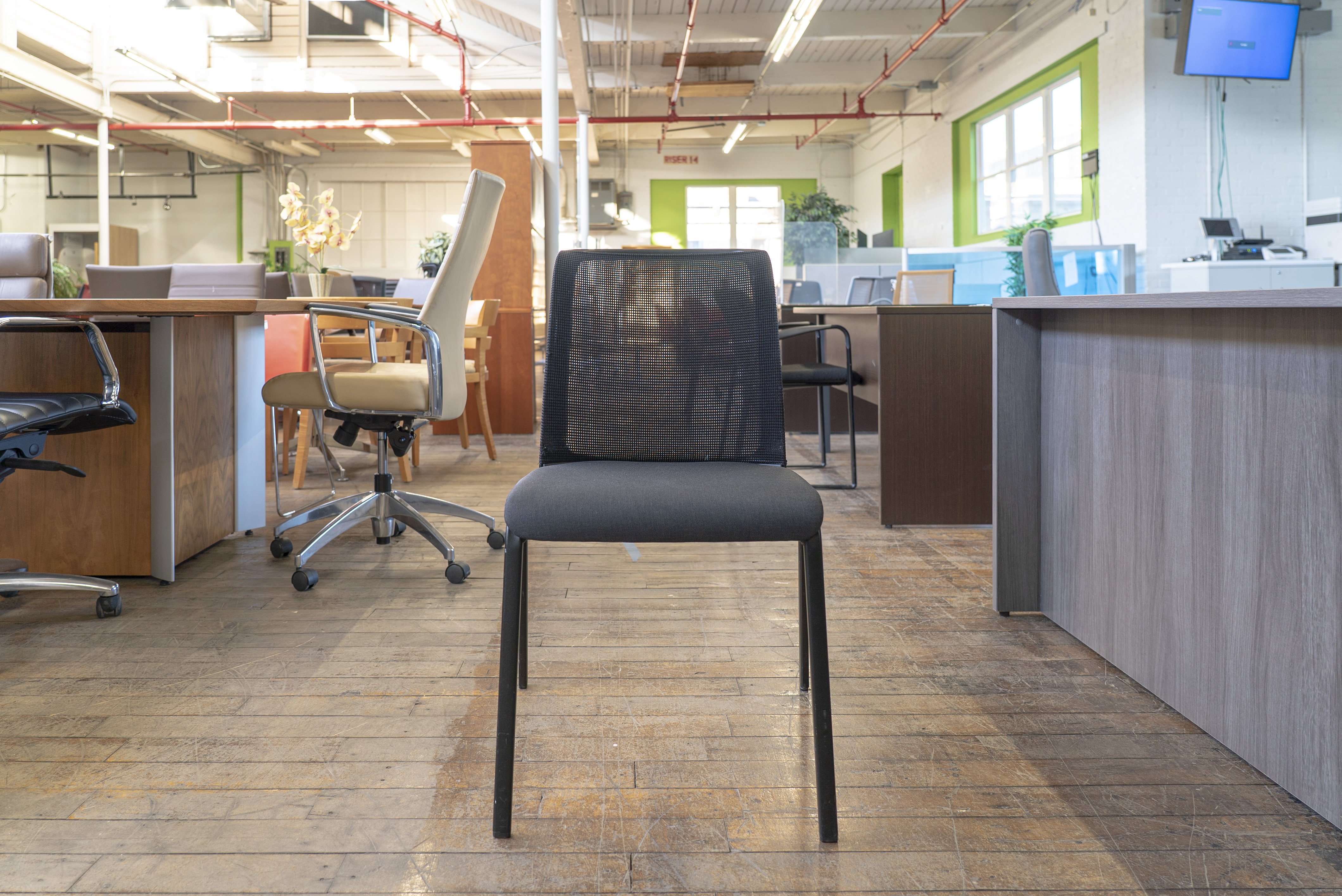 steelcase-reply-armless-stacking-chairs