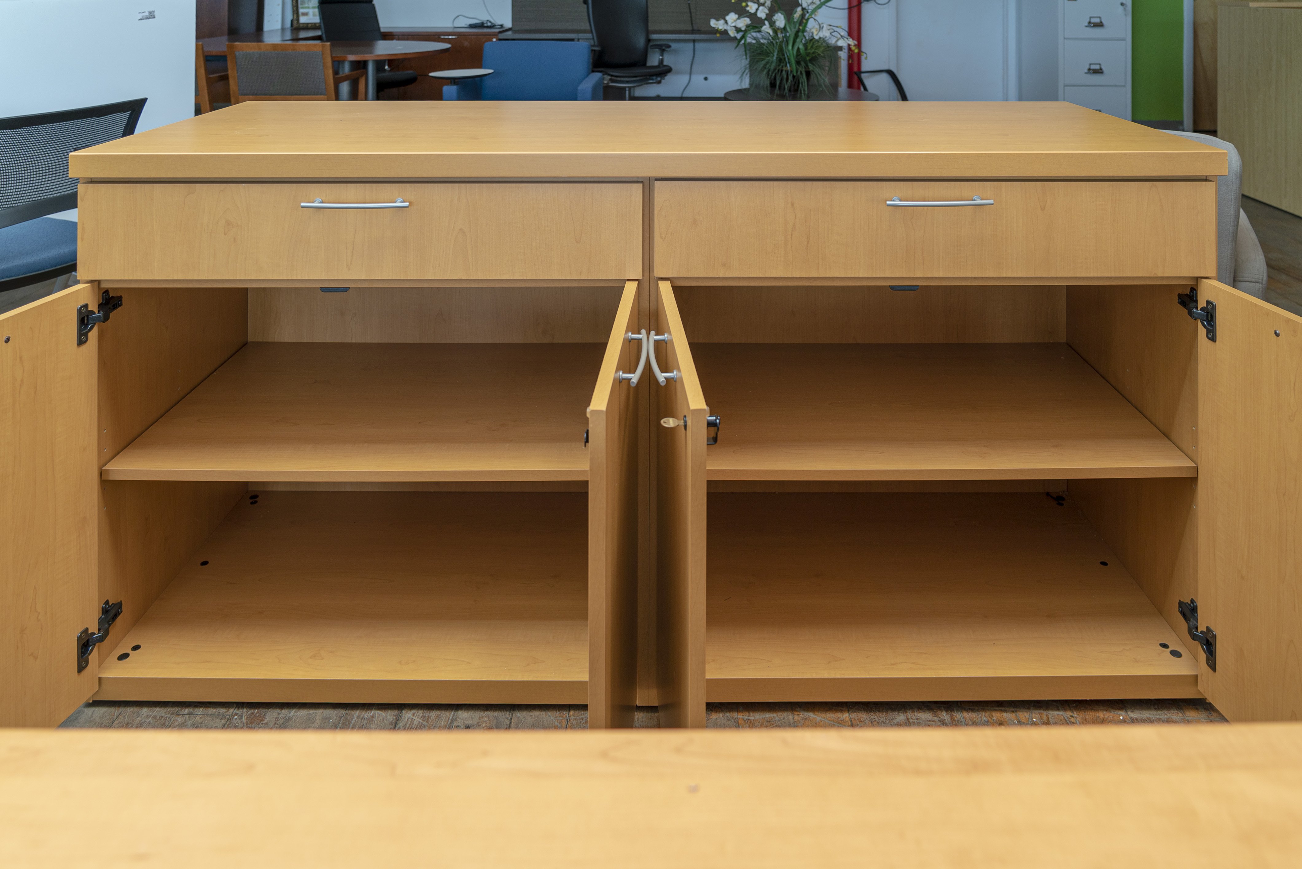 steelcase-16-honey-maple-conference-table-matching-national-credenza