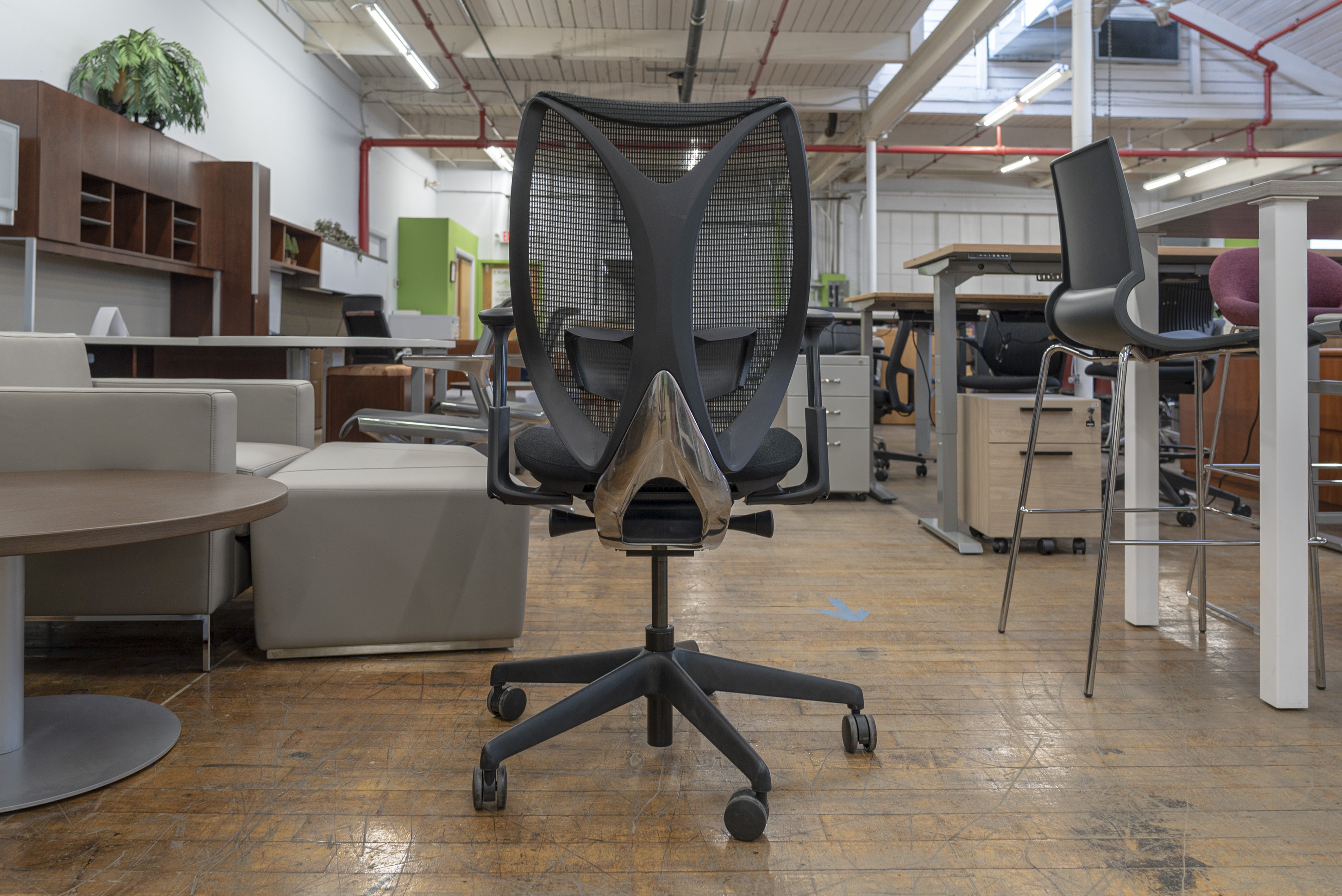 teknion-sabrina-mesh-back-task-chairs