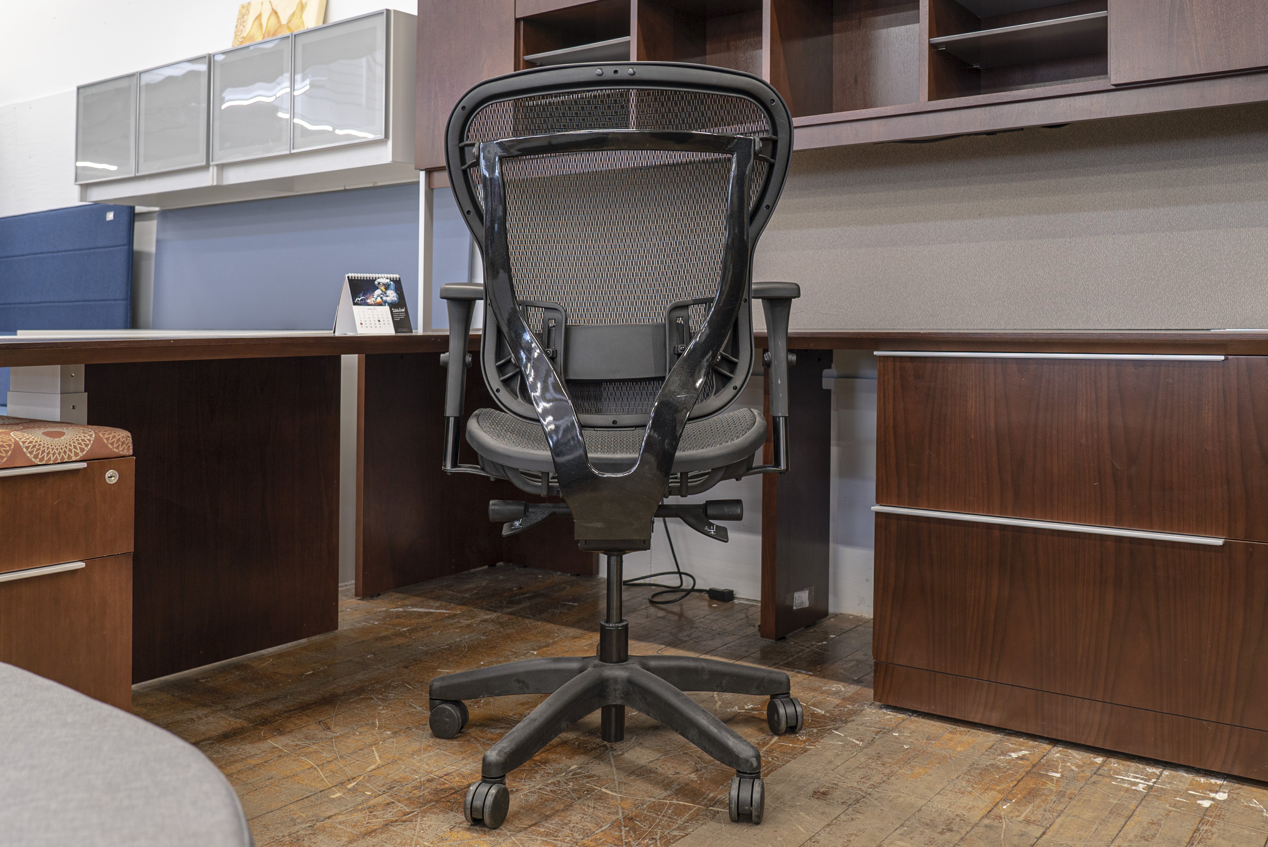 tofr-11adl-buzz-rik-task-chr-black