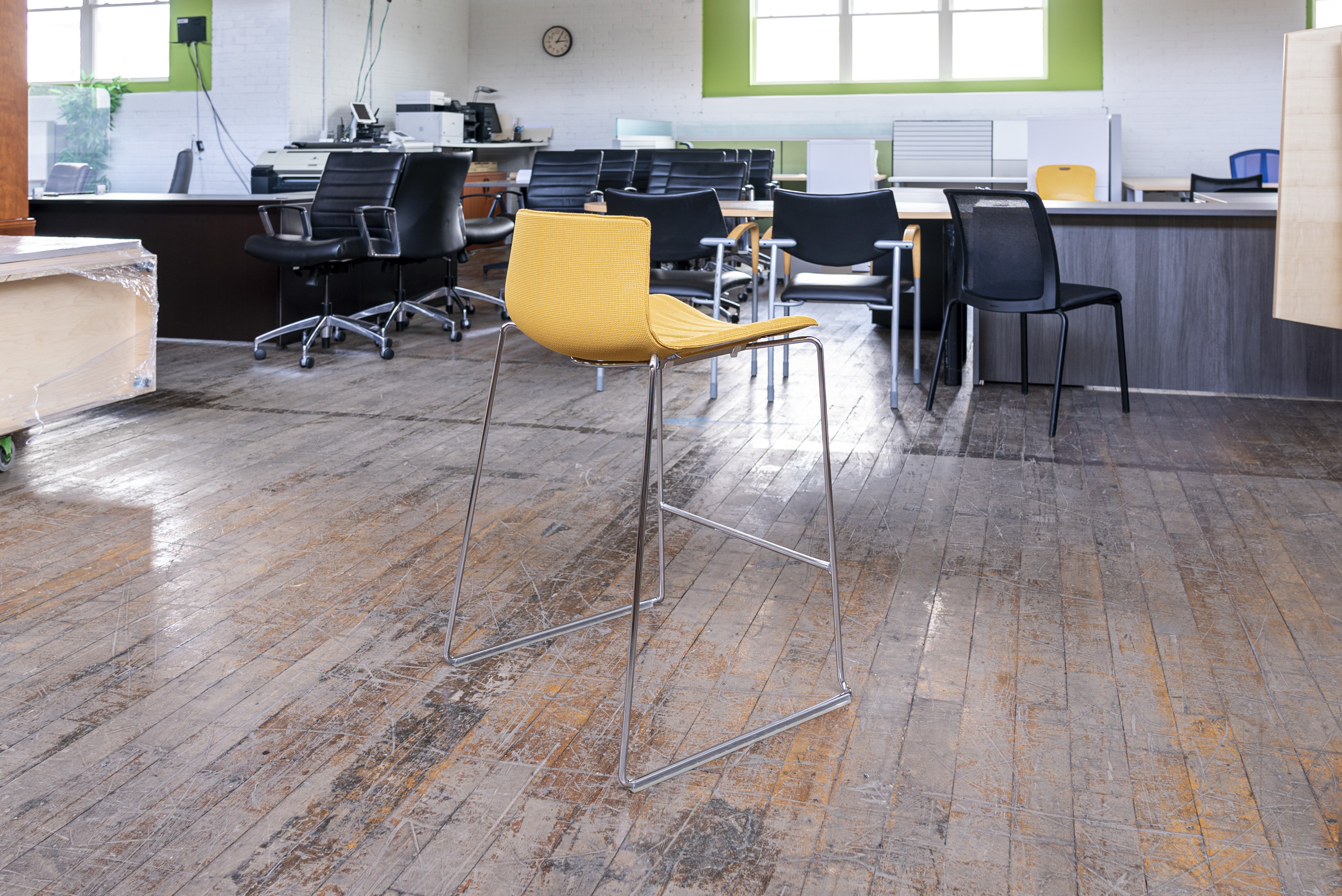 andreu-world-flex-low-back-stools-available-in-2-colors