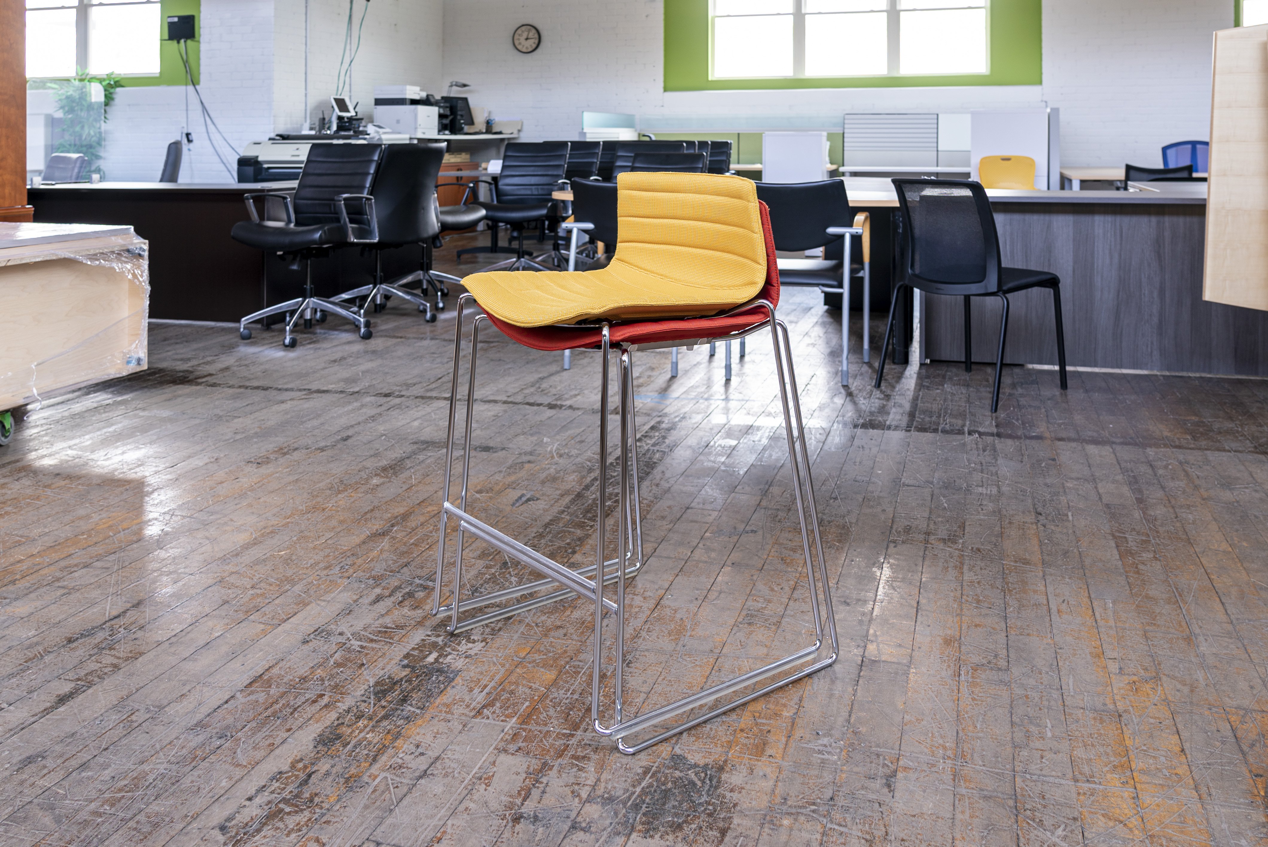 andreu-world-flex-low-back-stools-available-in-2-colors
