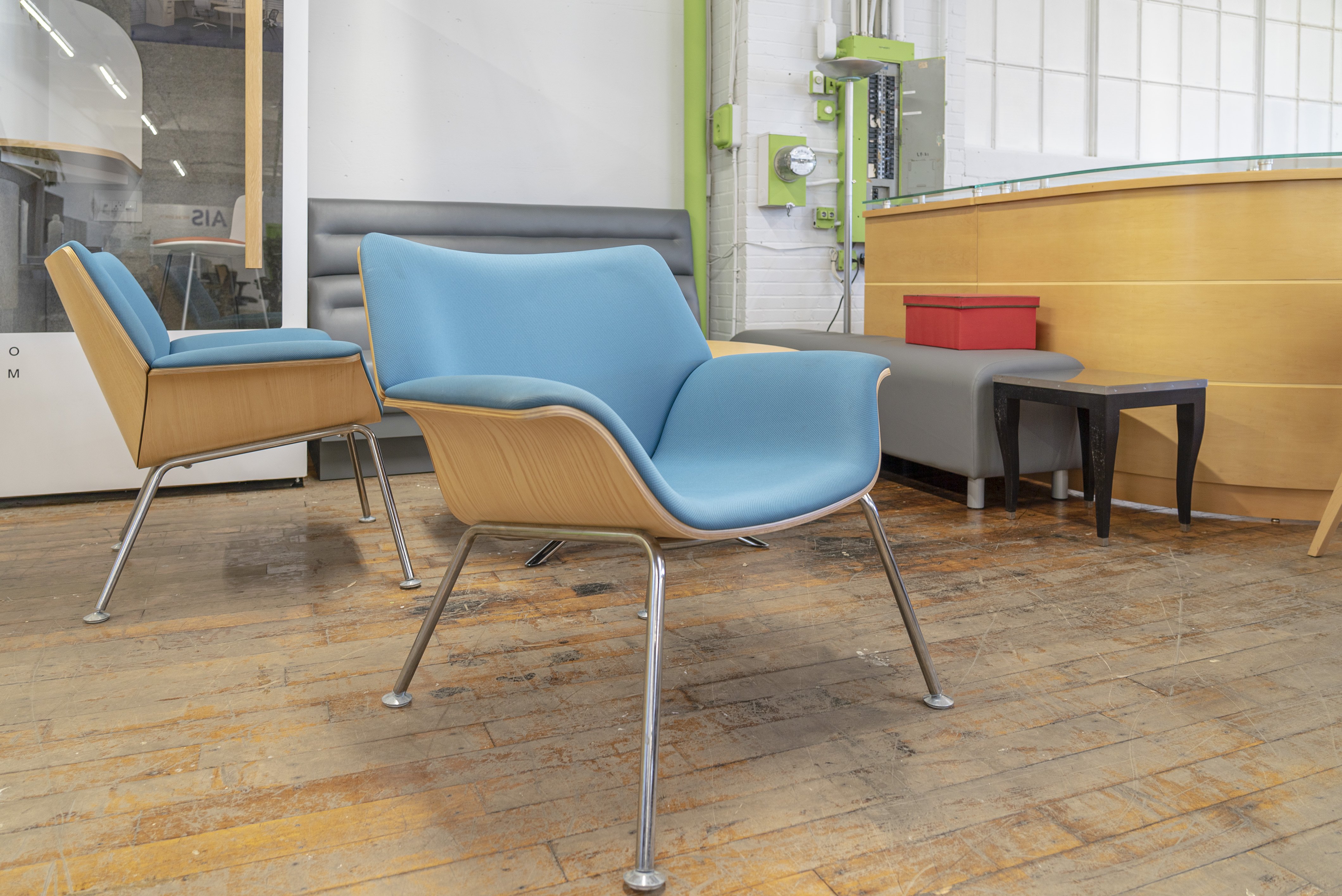 herman-miller-swoop-lounge-chairs