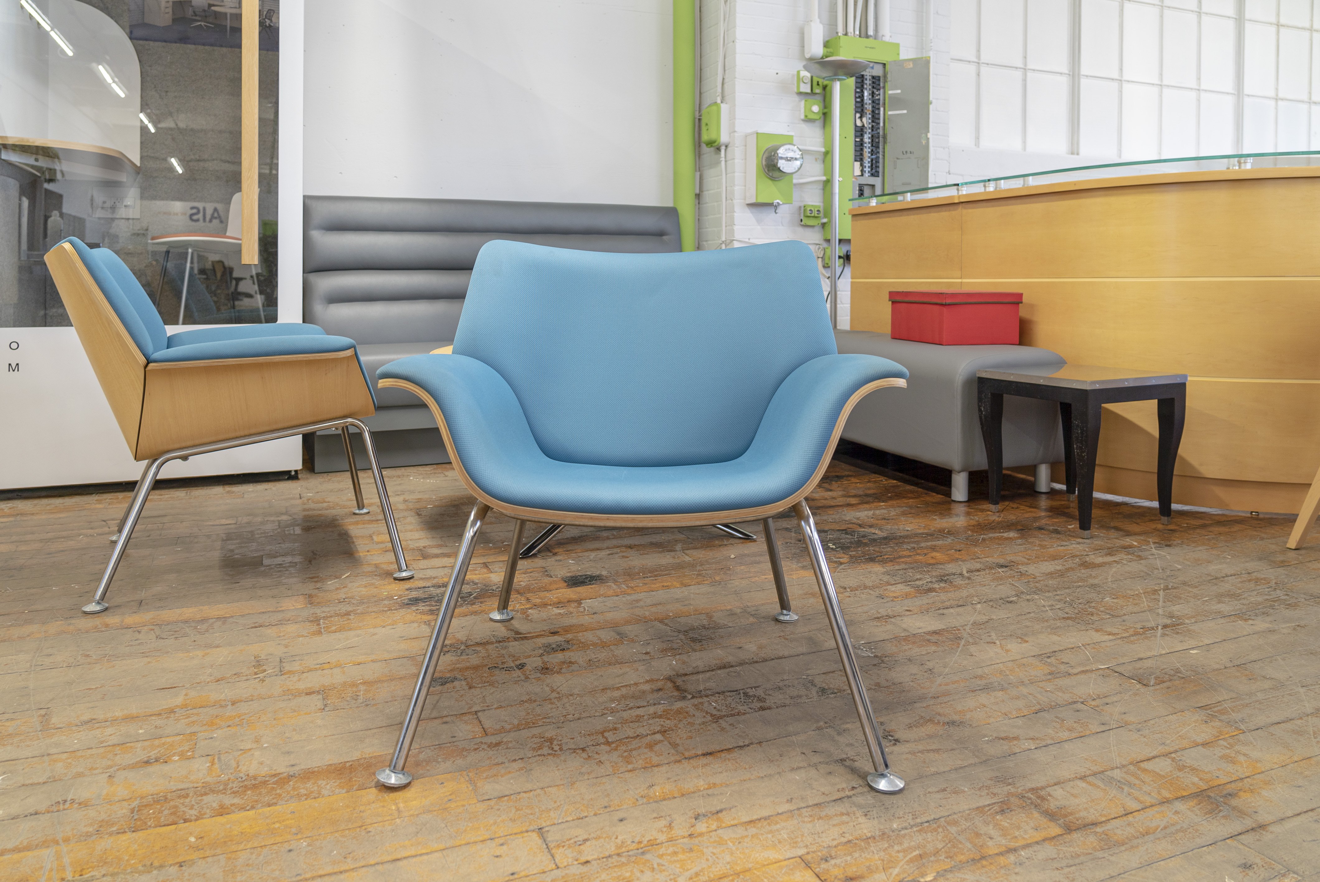 herman-miller-swoop-lounge-chairs