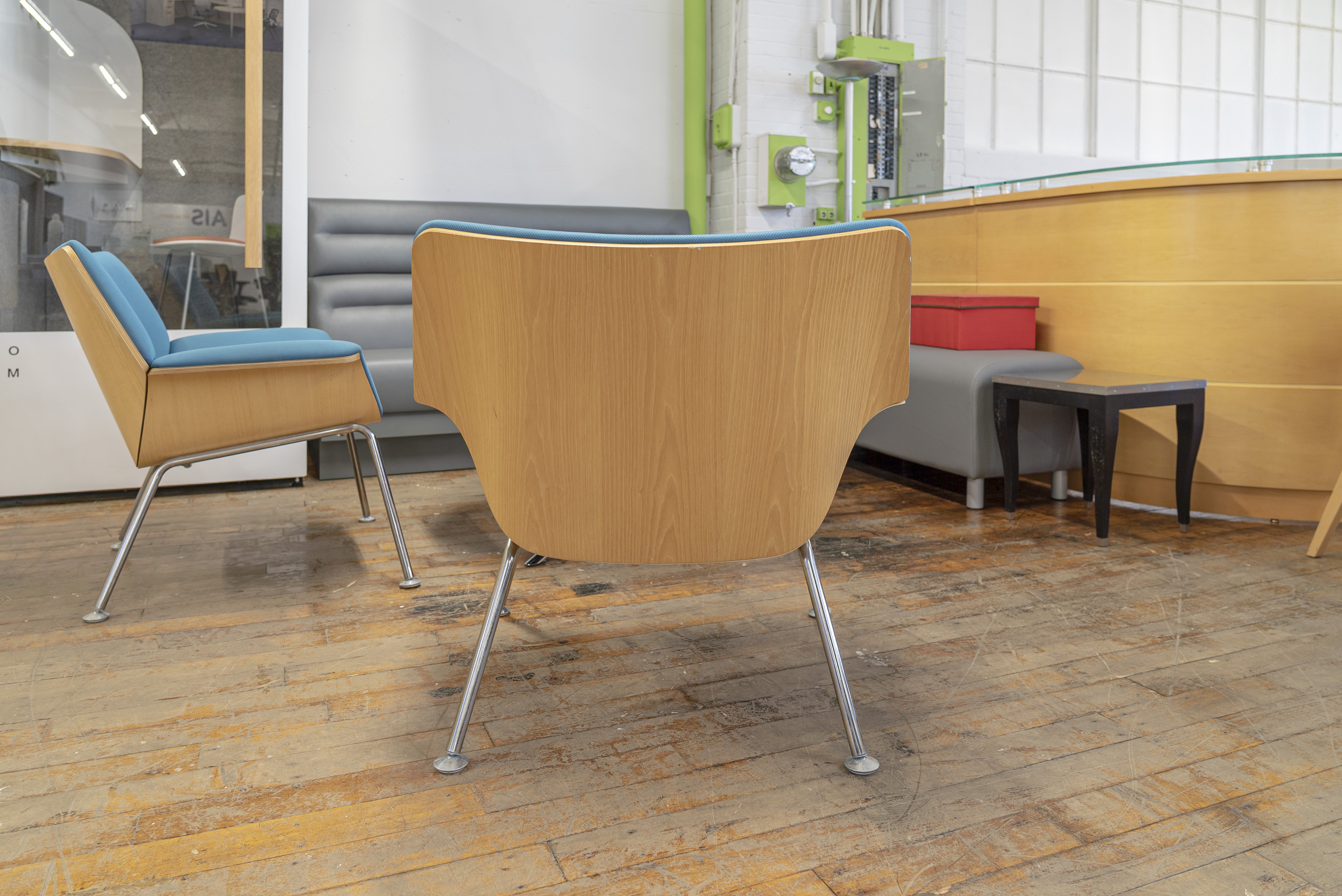 herman-miller-swoop-lounge-chairs