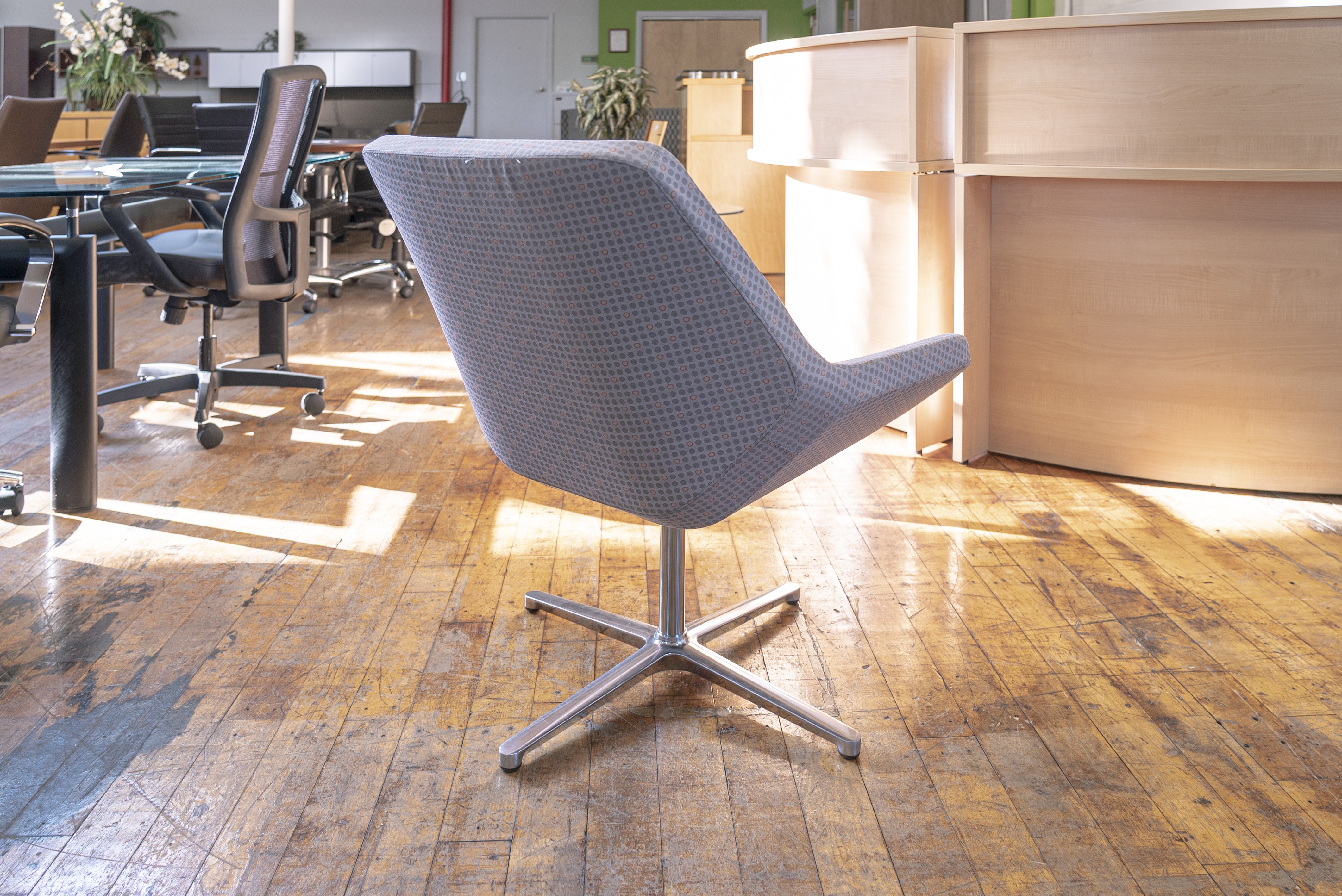 keilhauer-cahoots-relax-lounge-chairs