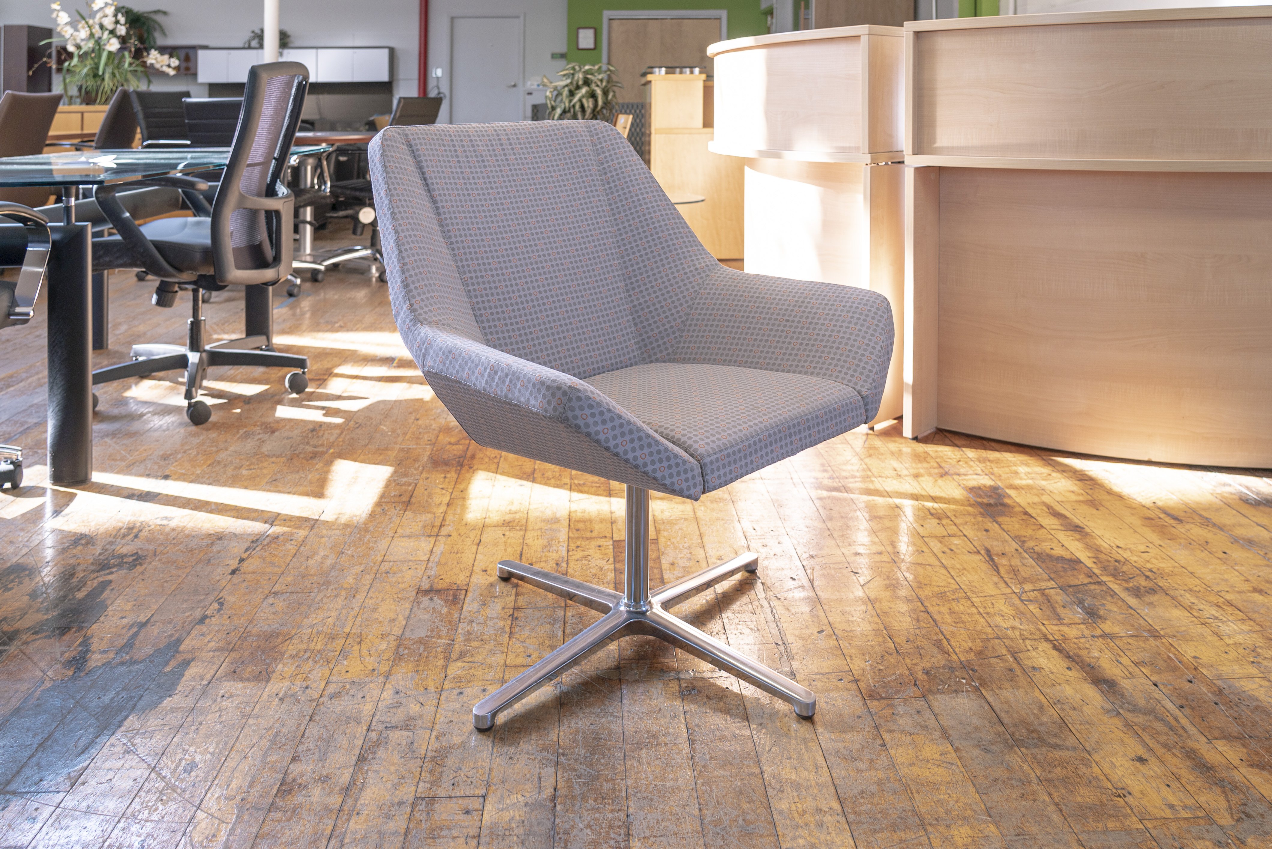 keilhauer-cahoots-relax-lounge-chairs