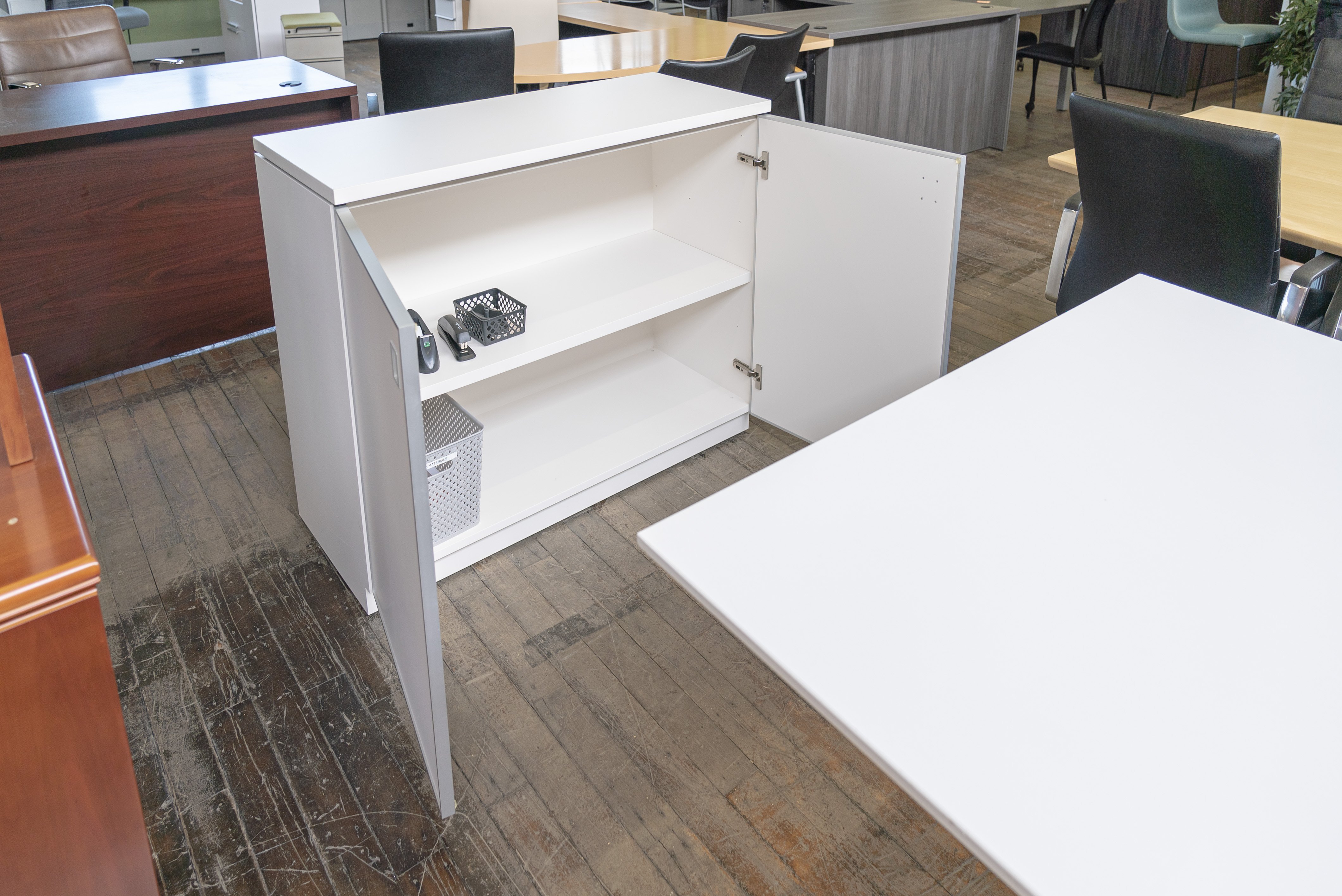 nienkamper-10-white-laminate-conference-table-credenza