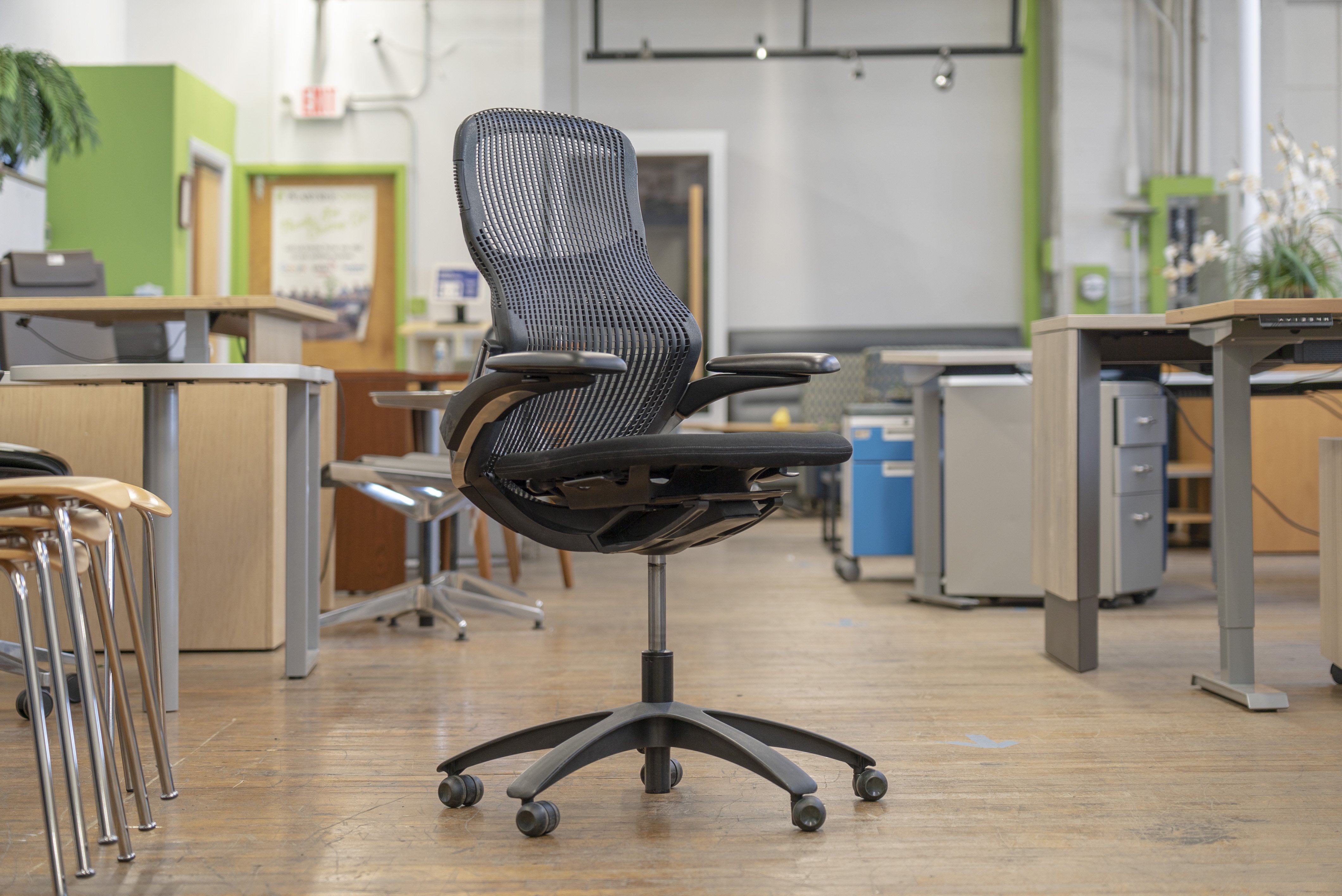 knoll-generation-chairs