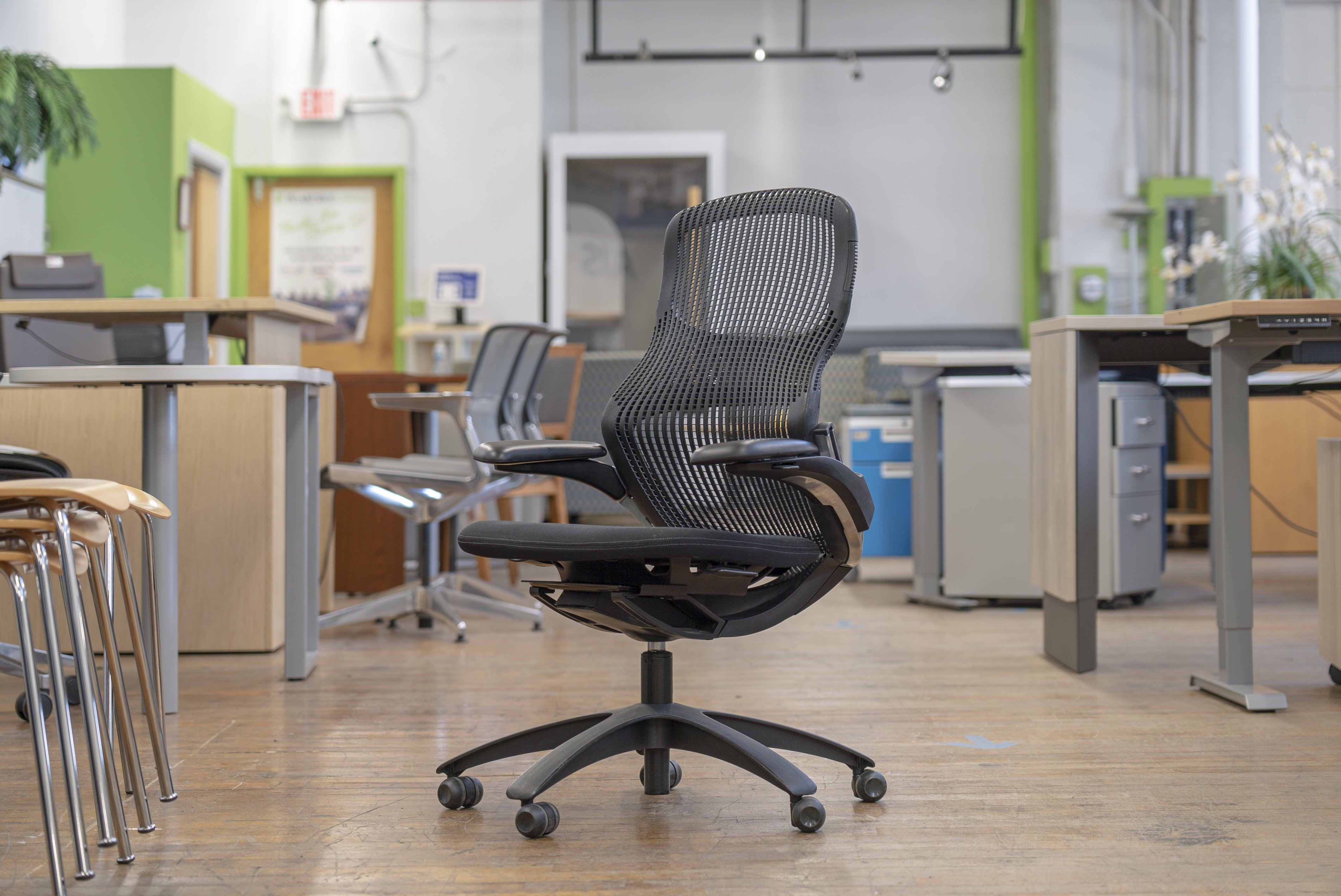 knoll-generation-chairs