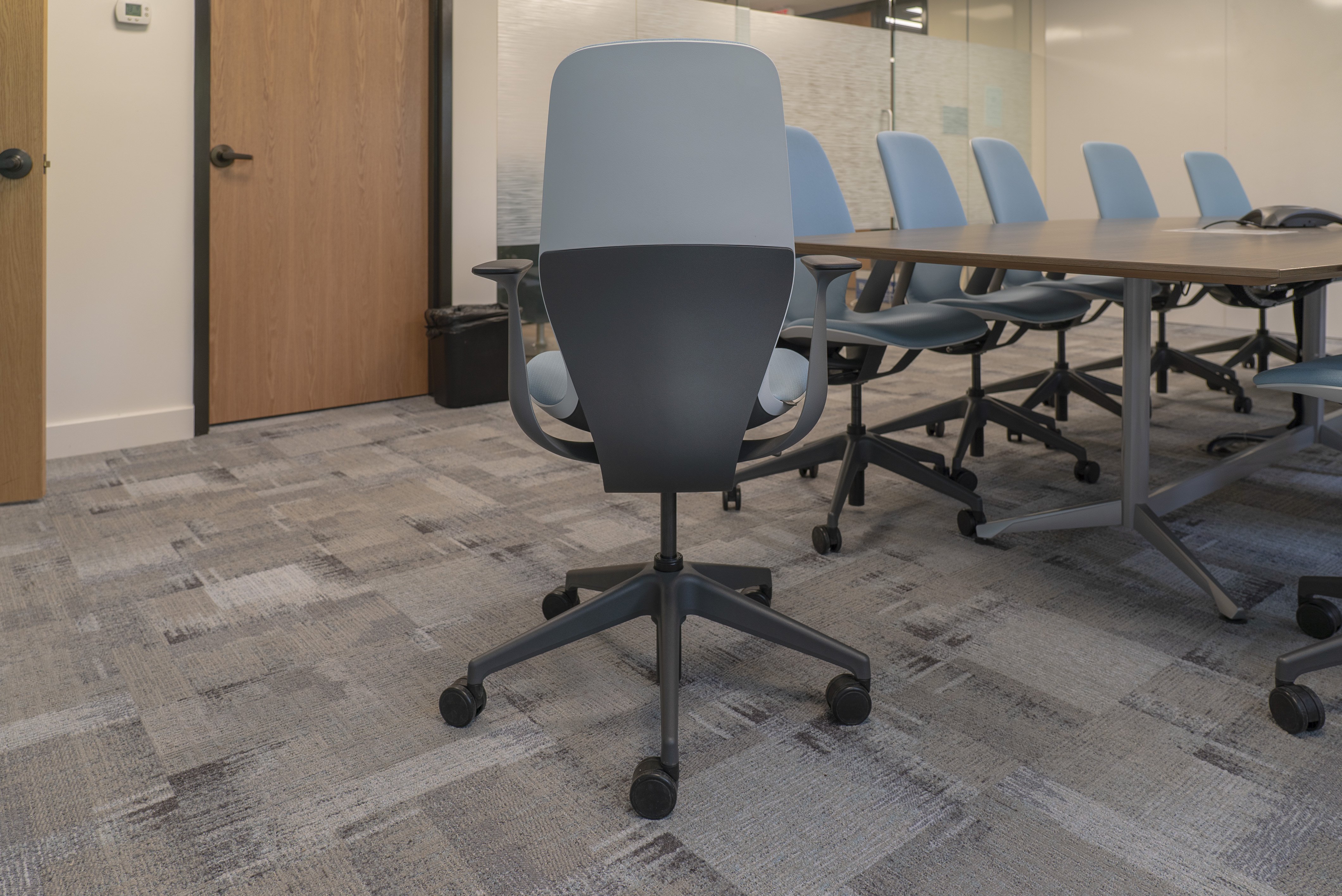 steelcase-silq-conference-chairs