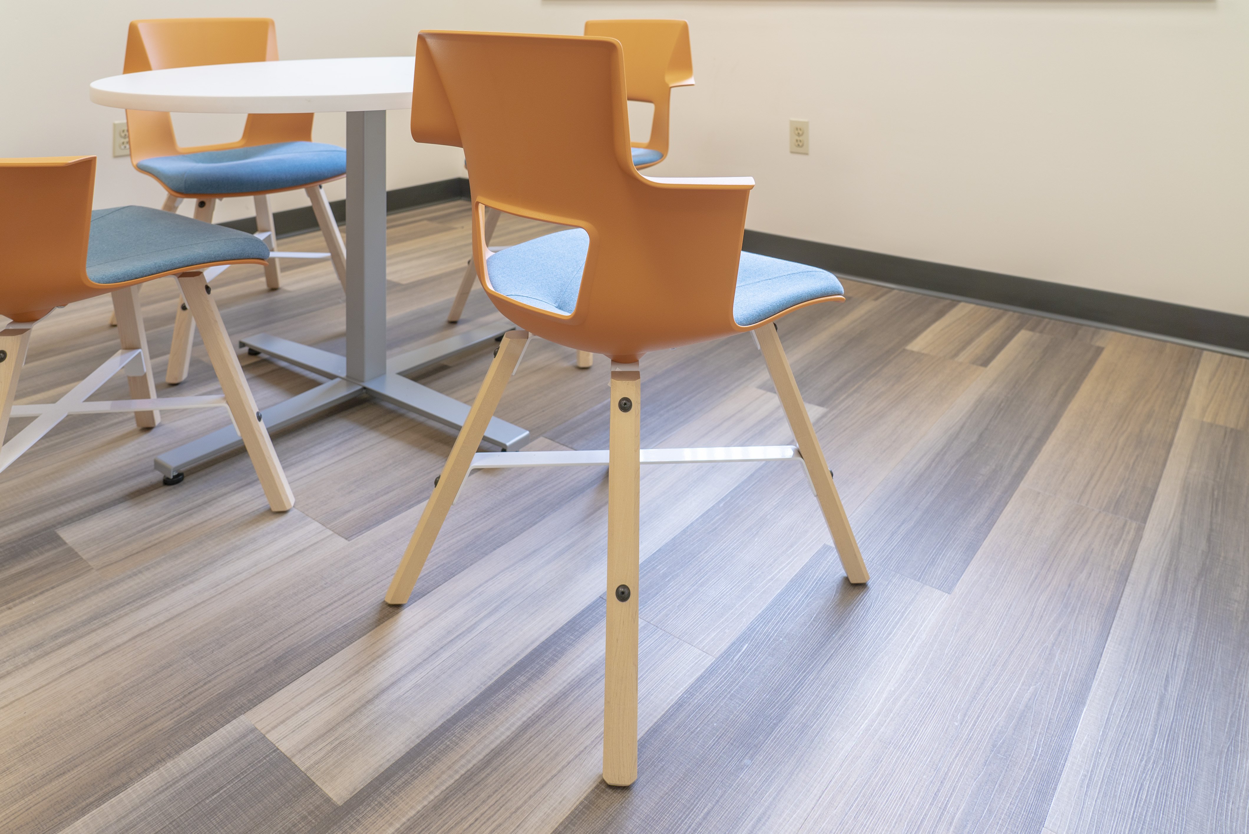 steelcase-turnstone-shortcut-wood-chairs