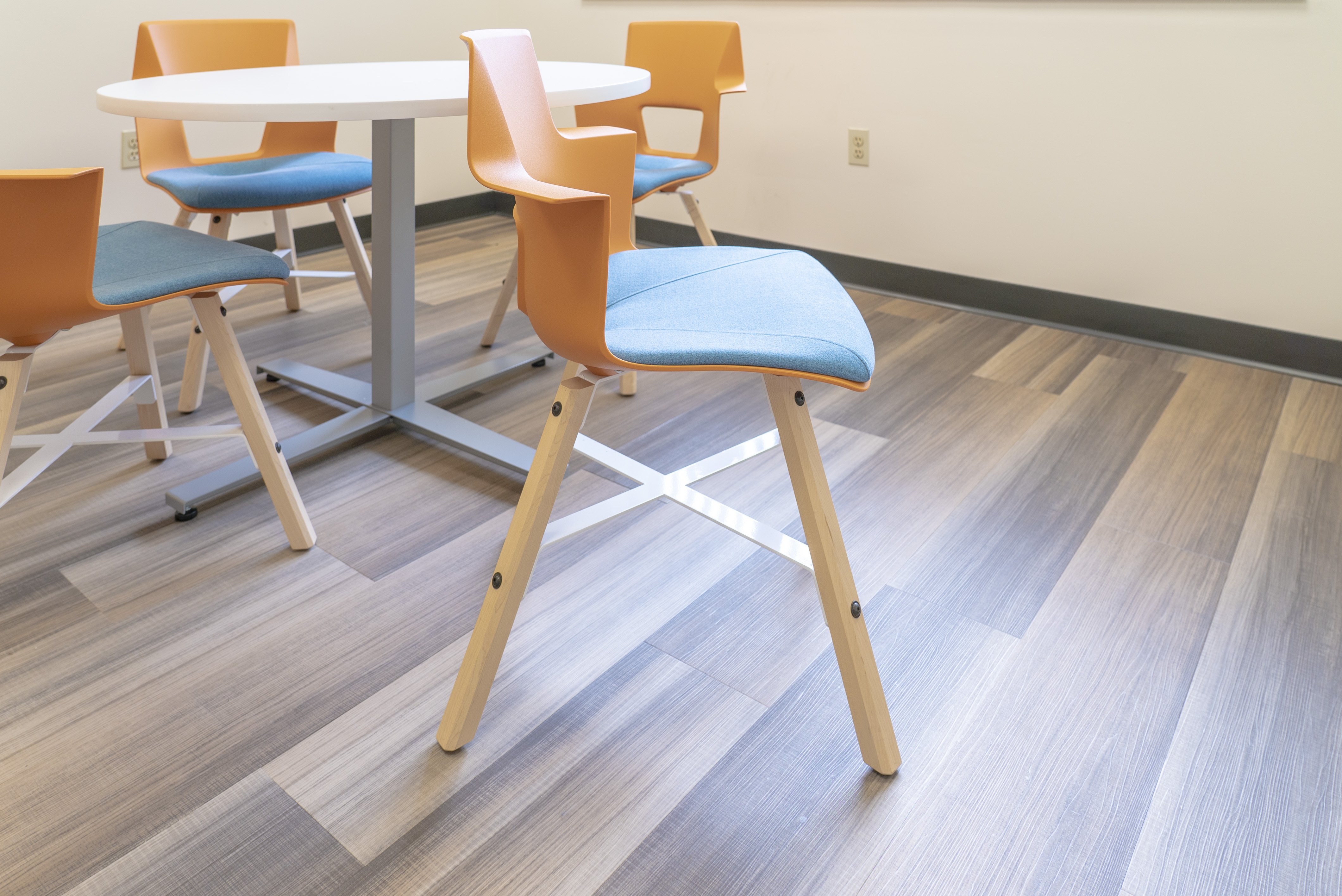 steelcase-turnstone-shortcut-wood-chairs