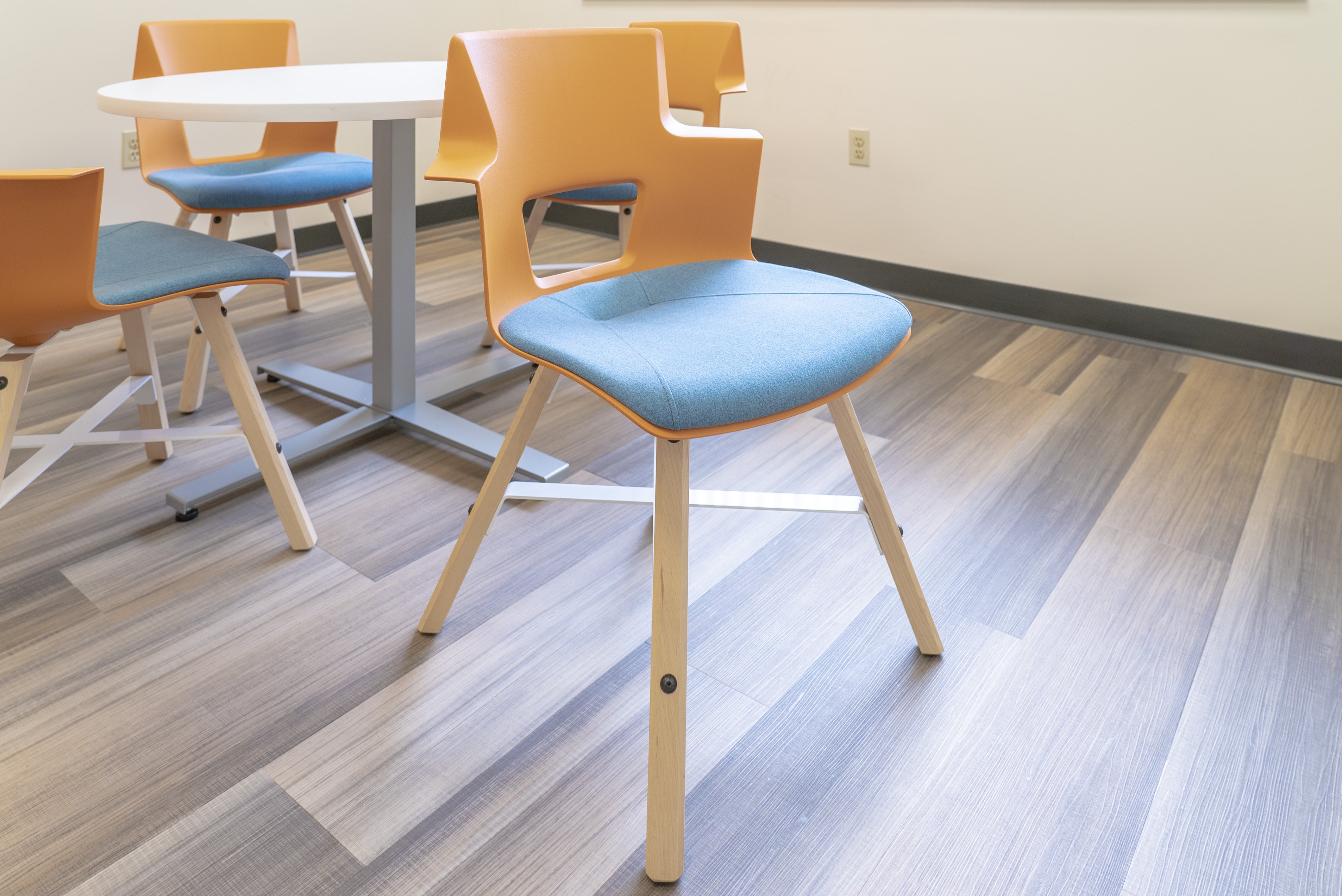 steelcase-turnstone-shortcut-wood-chairs