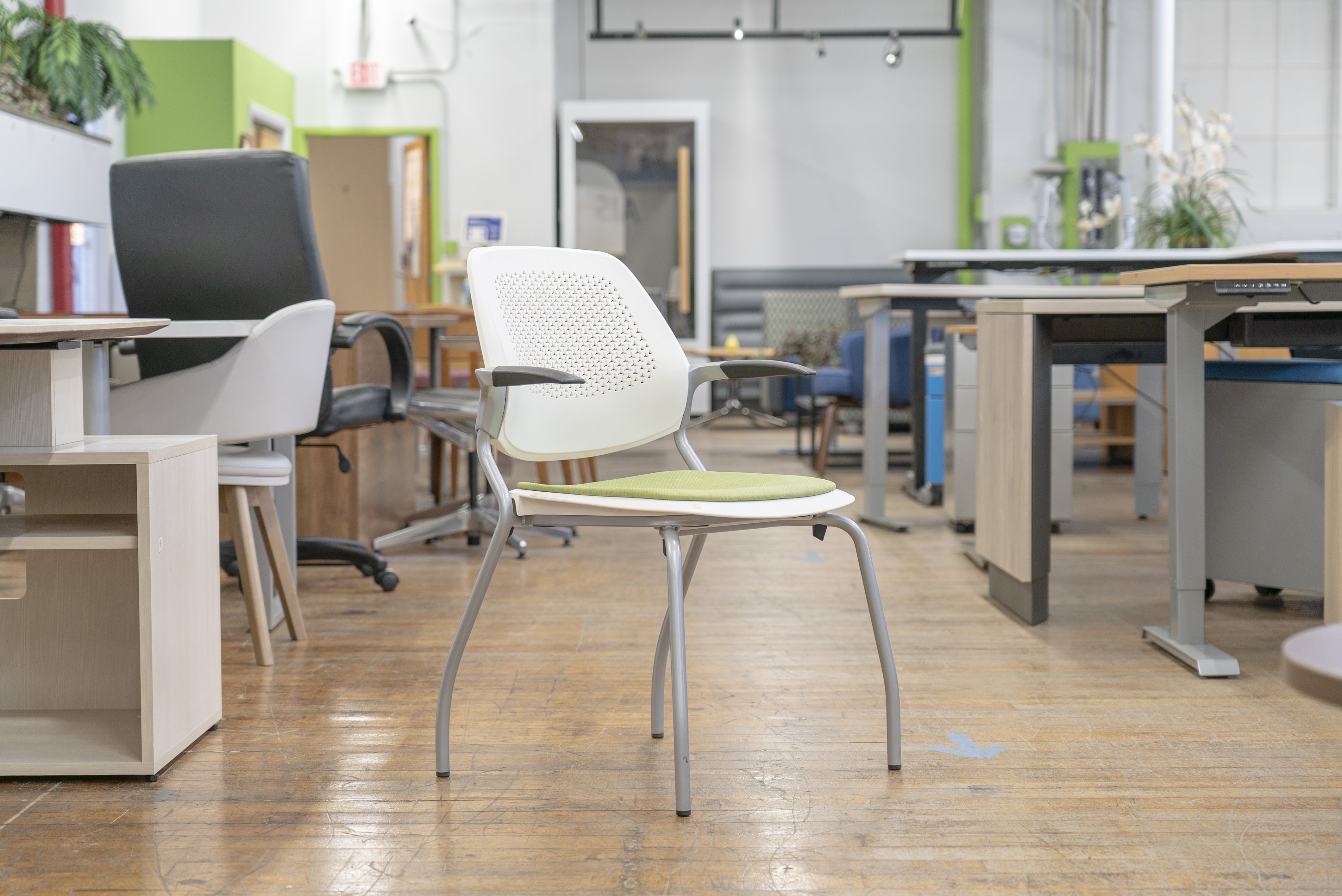 allsteel-inspire-stacking-guest-chairs