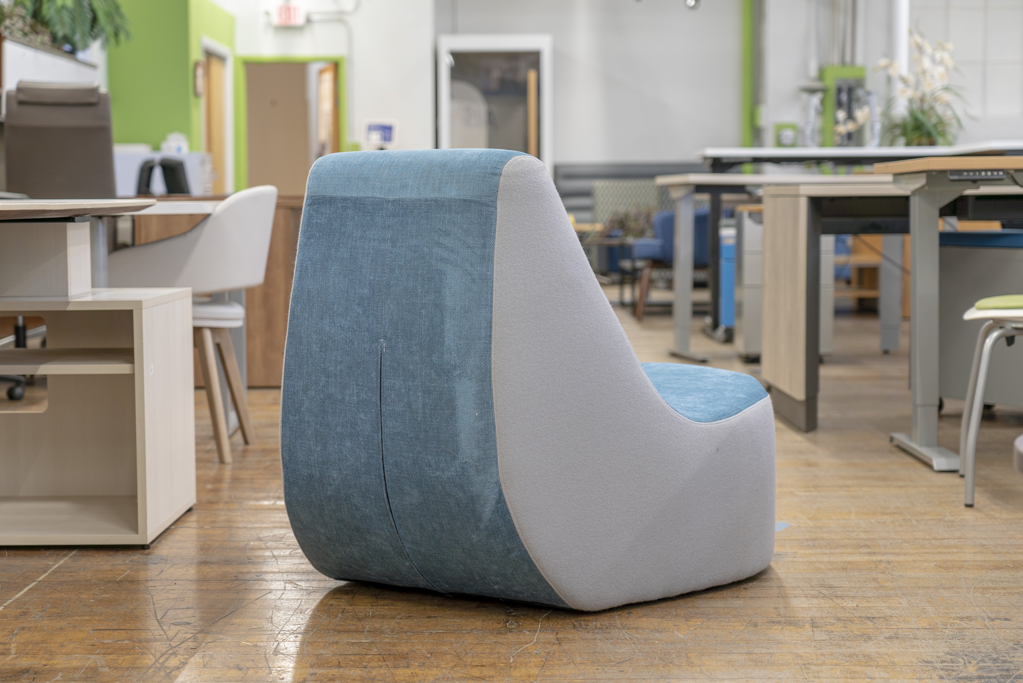 eko-contract-swagr-sm1-low-lounge-mobile-chairs