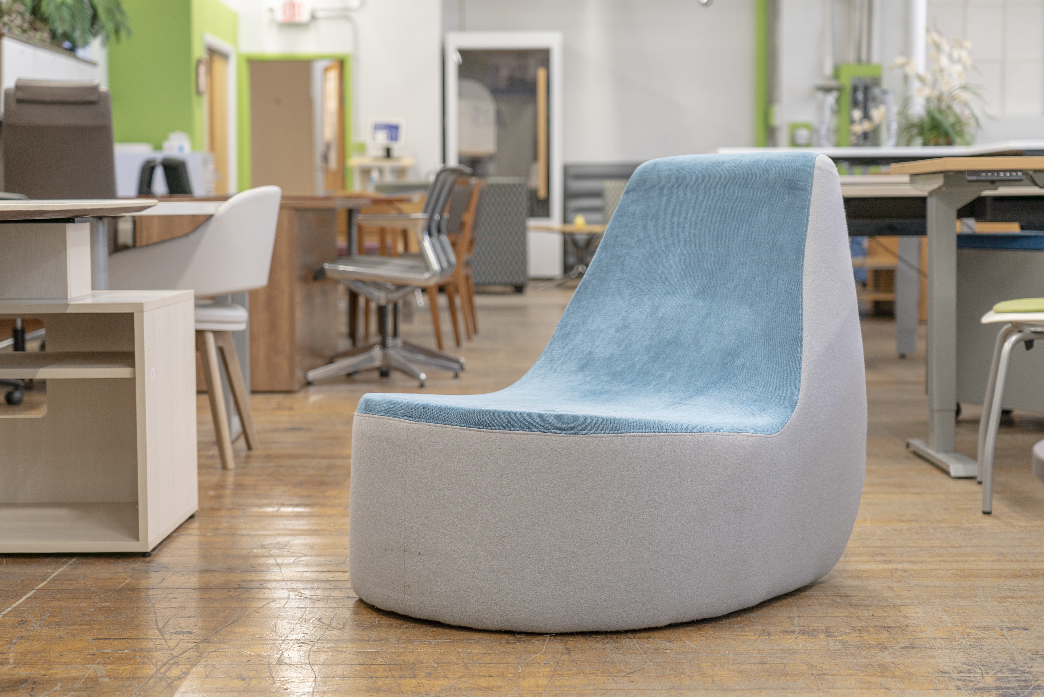 eko-contract-swagr-sm1-low-lounge-mobile-chairs