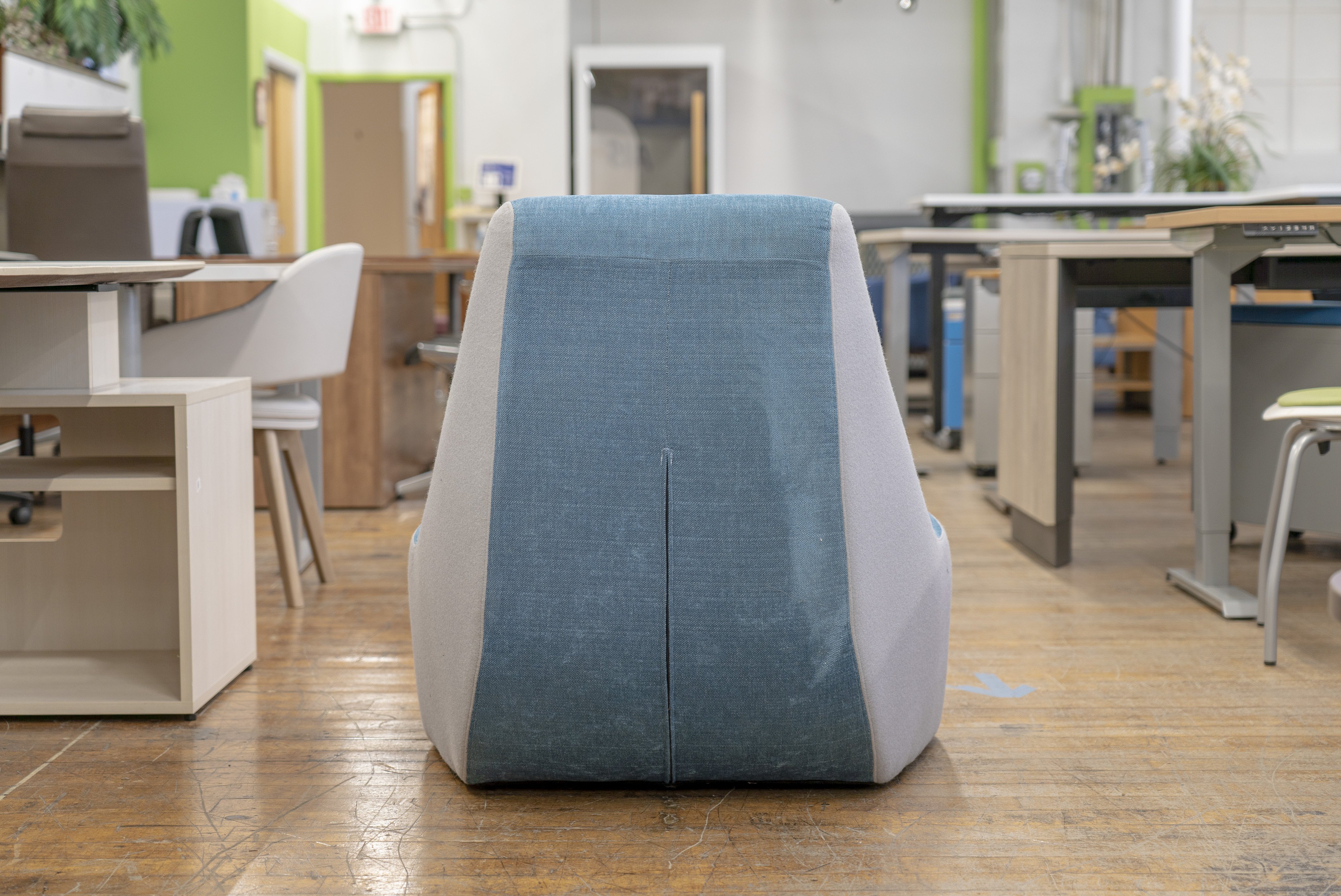 eko-contract-swagr-sm1-low-lounge-mobile-chairs