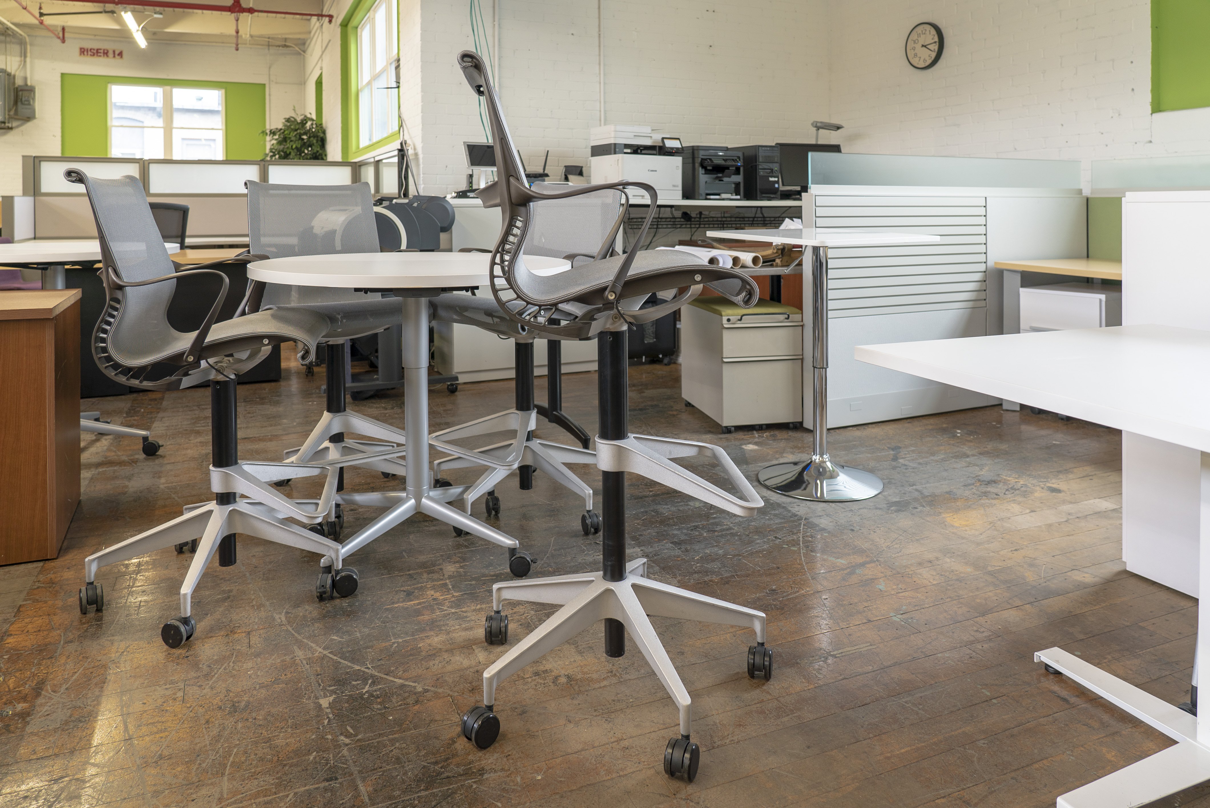 herman-miller-setu-stools