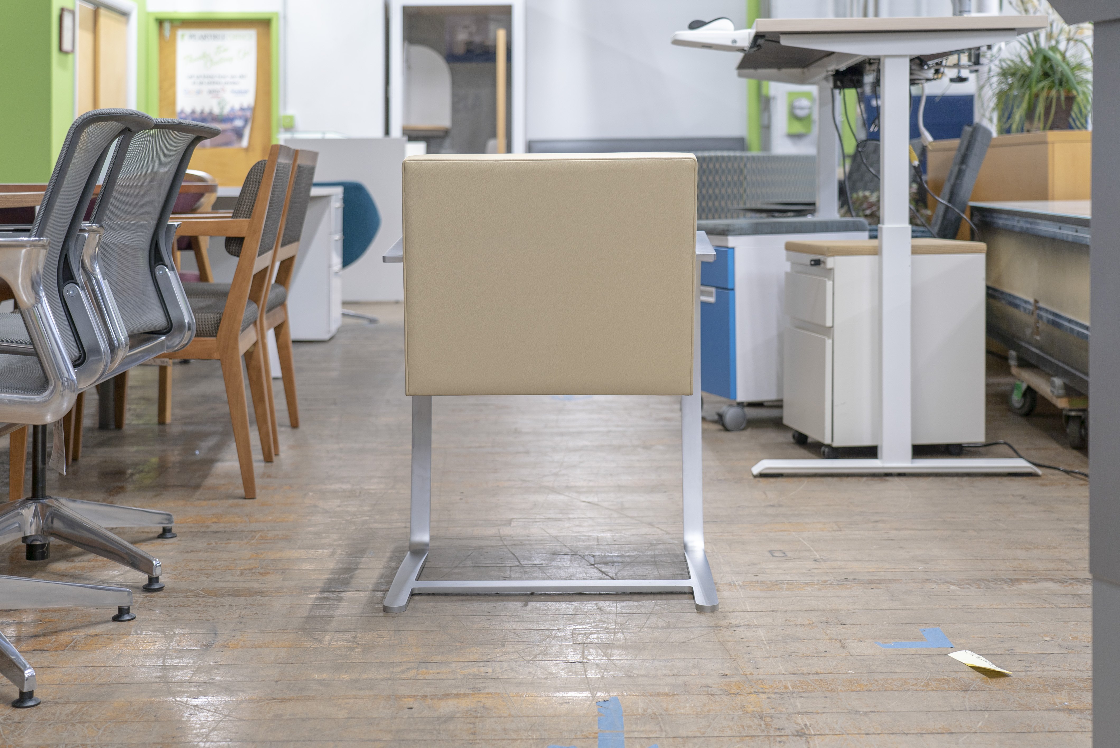 knoll-brno-flat-bar-chairs