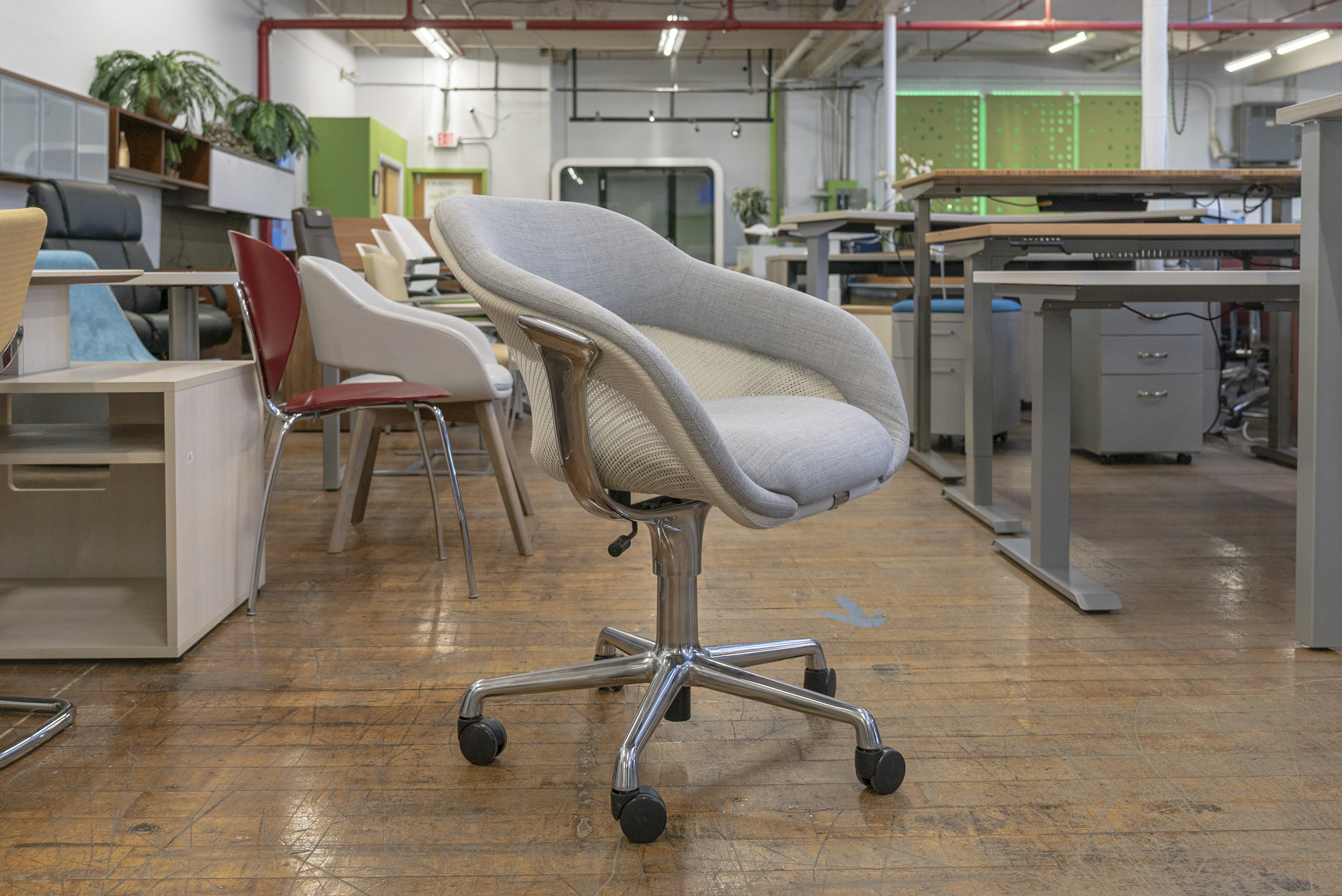 coalesse-sw_1-conference-chairs