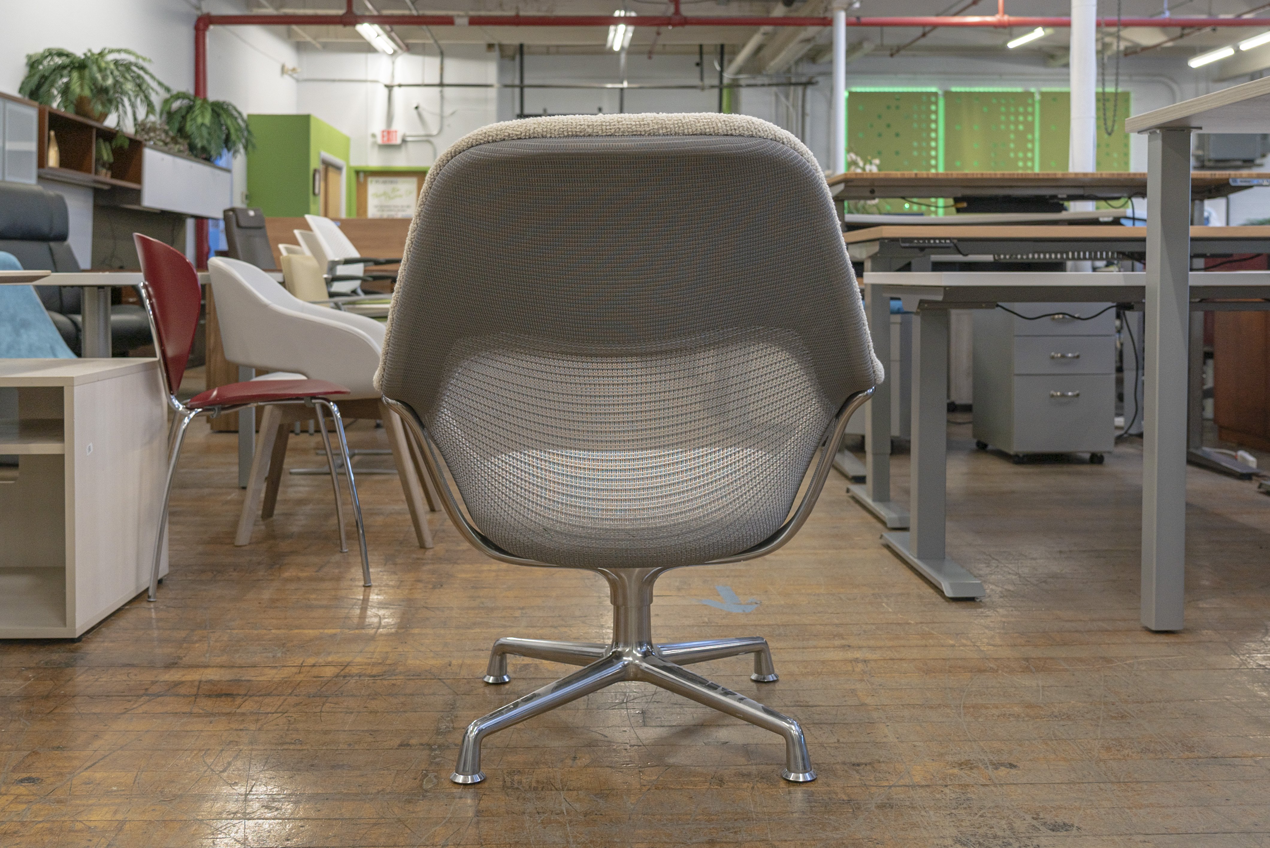 coalesse-sw_1-lounge-swivel-chairs