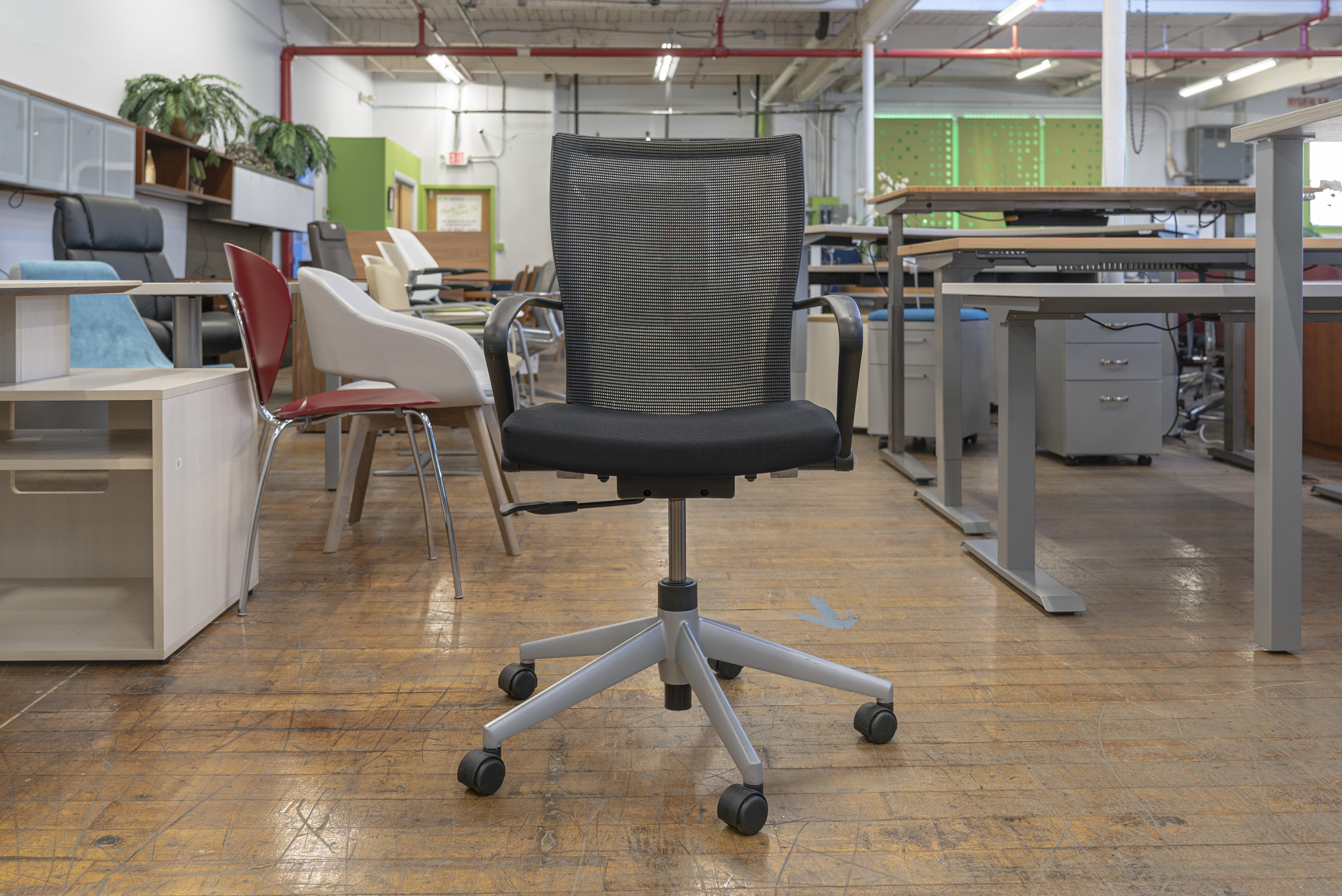 haworth-x99-advanced-seminar-chairs