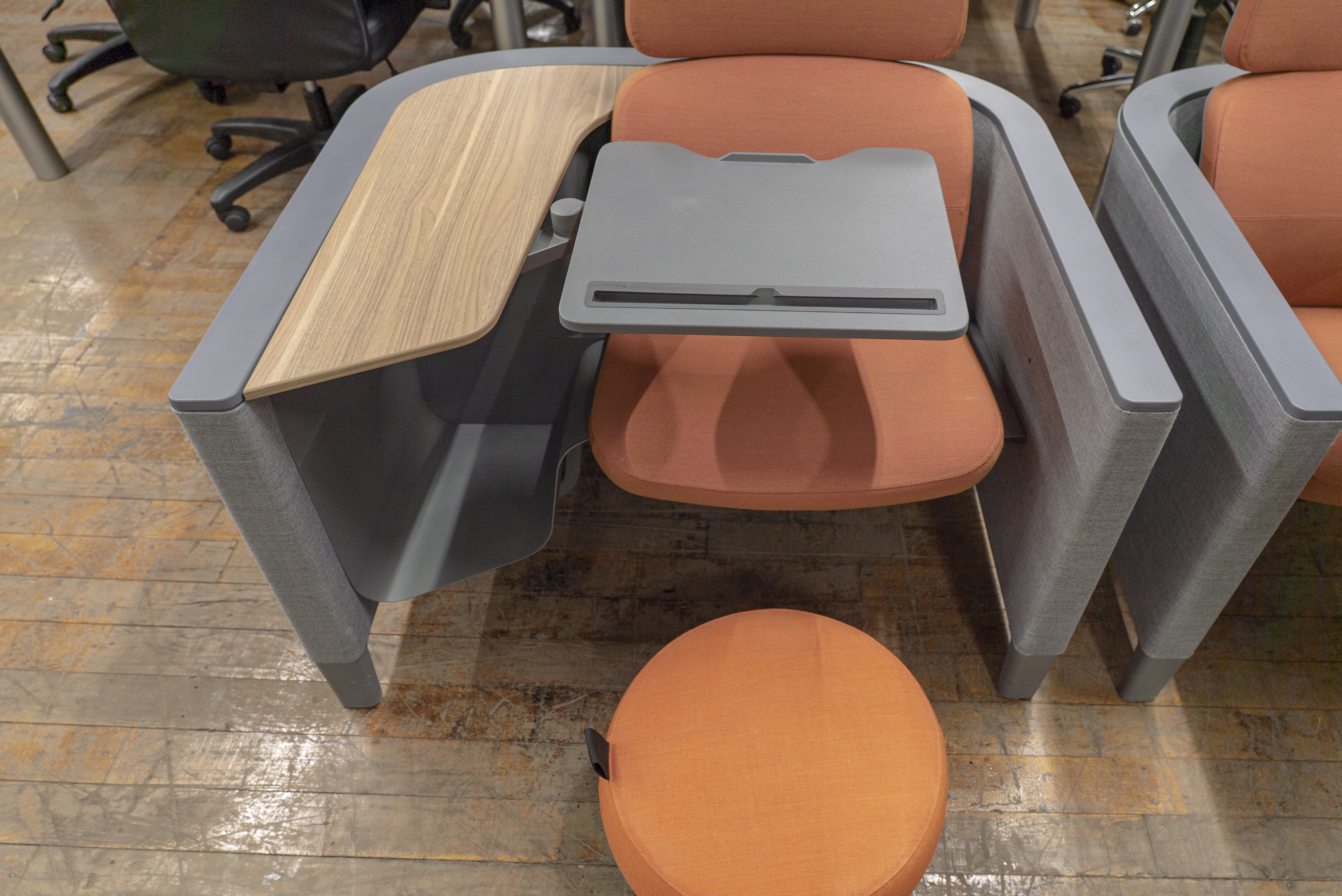 jmw-mifo-sc-brody-lounge-desk-chair-w-ottmn