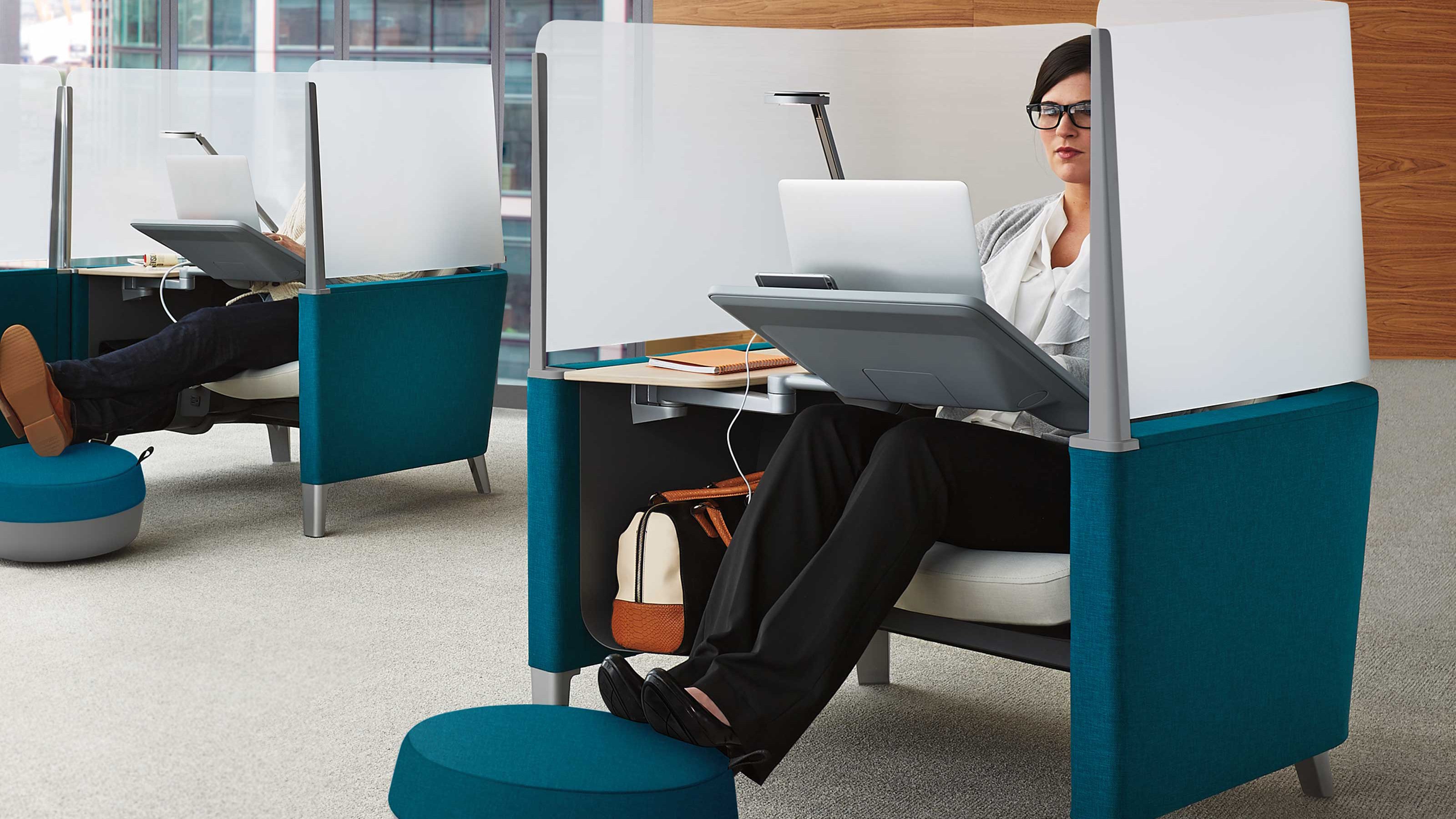 steelcase-brody-tablet-lounge-chairs