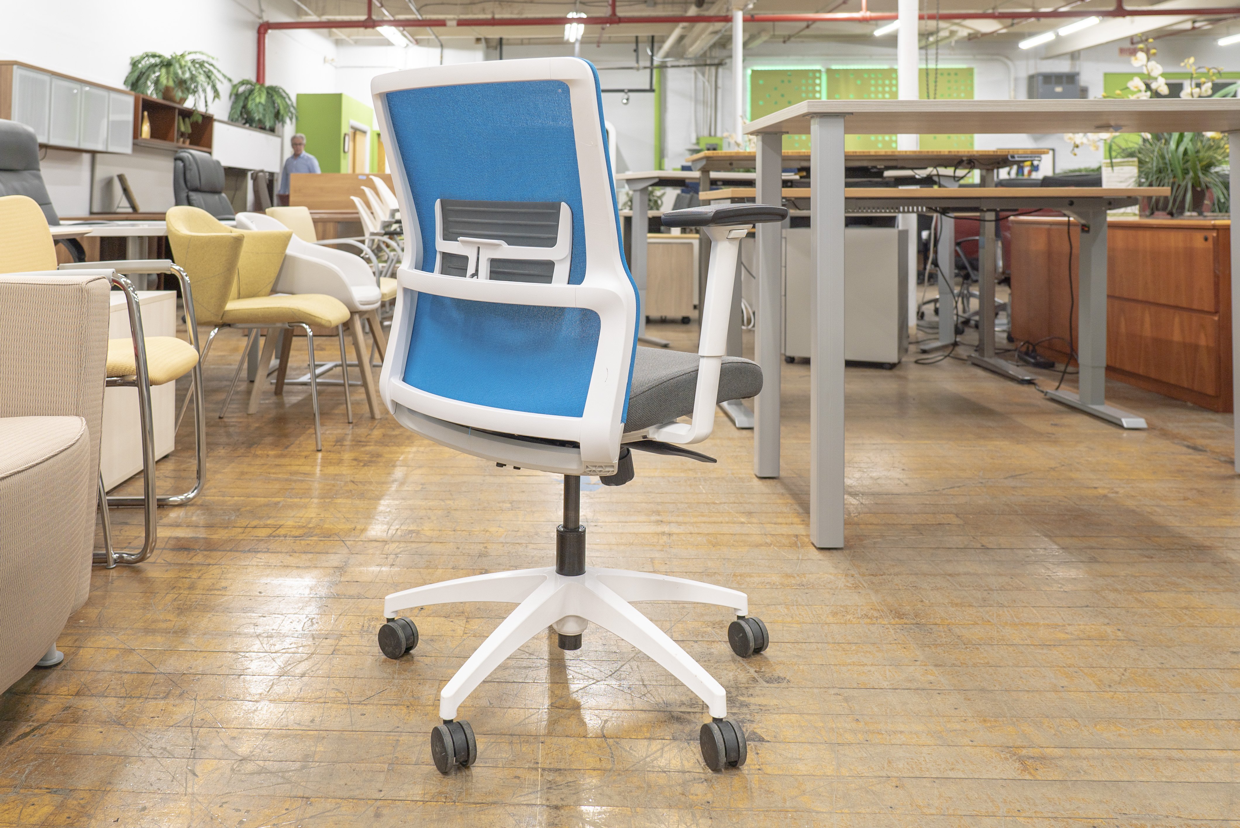 sitonit-novo-task-chairs