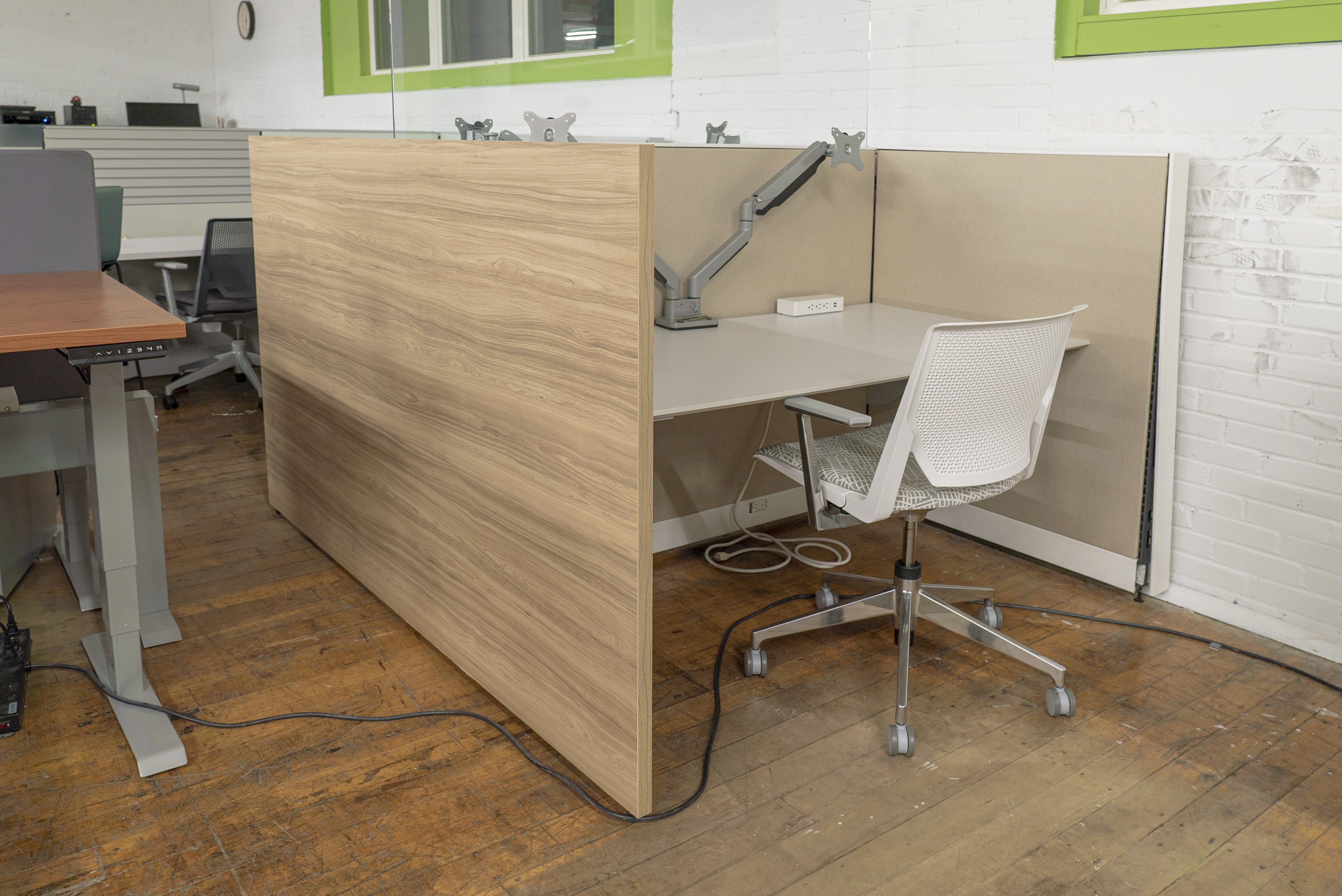 steelcase-answer-call-center-cubes