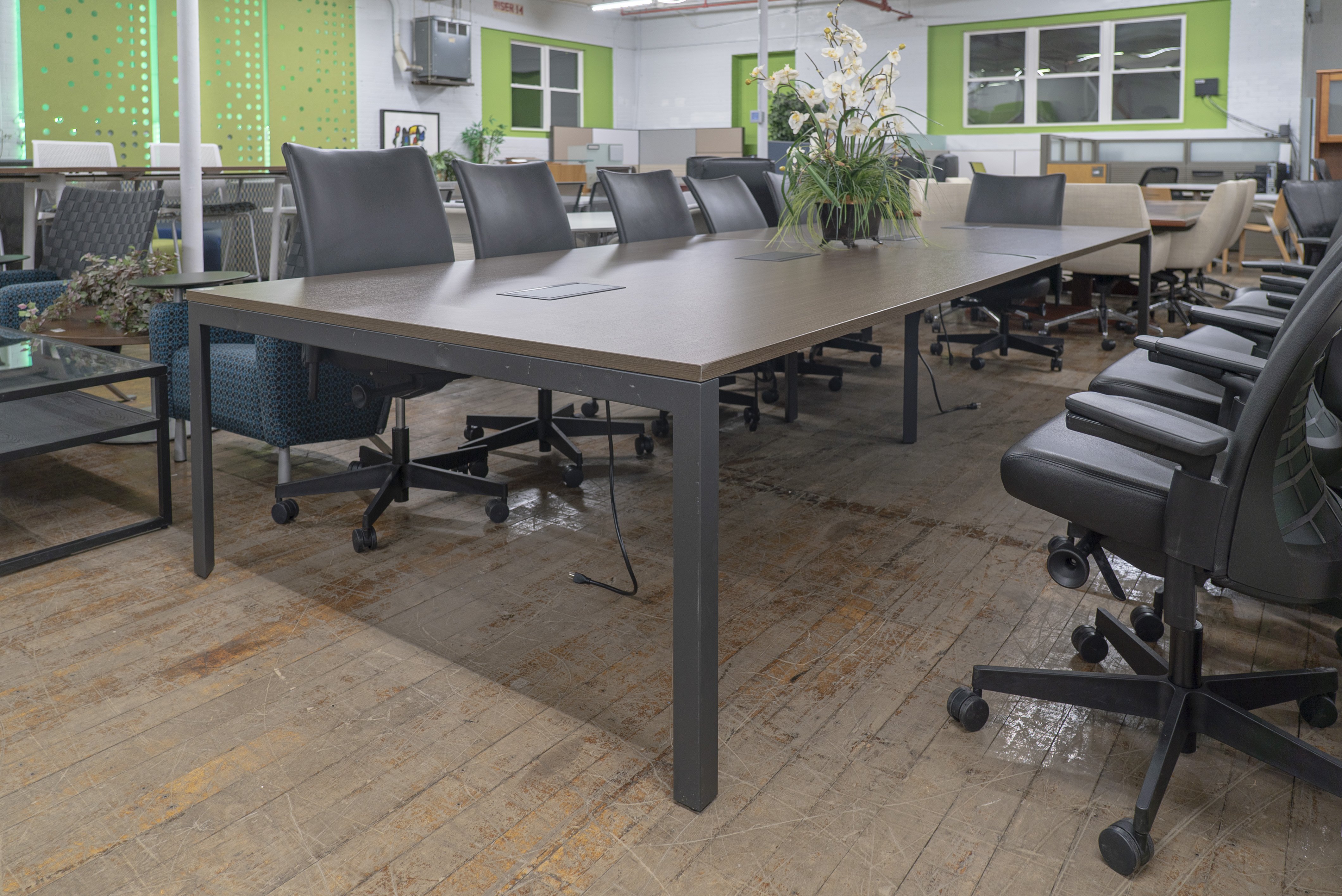 herman-miller-layout-studio-conference-table