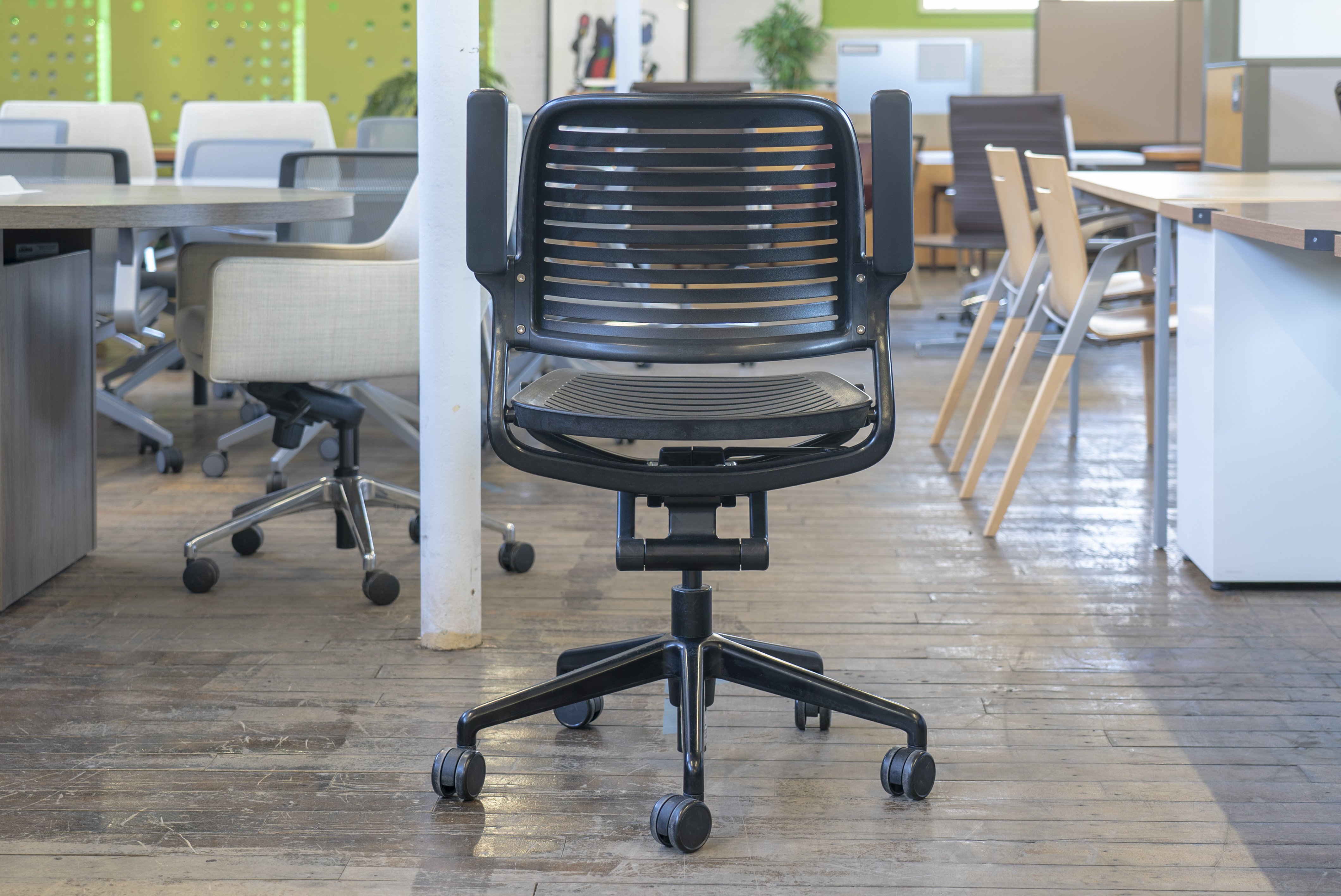 steelcase-cachet-task-chairs