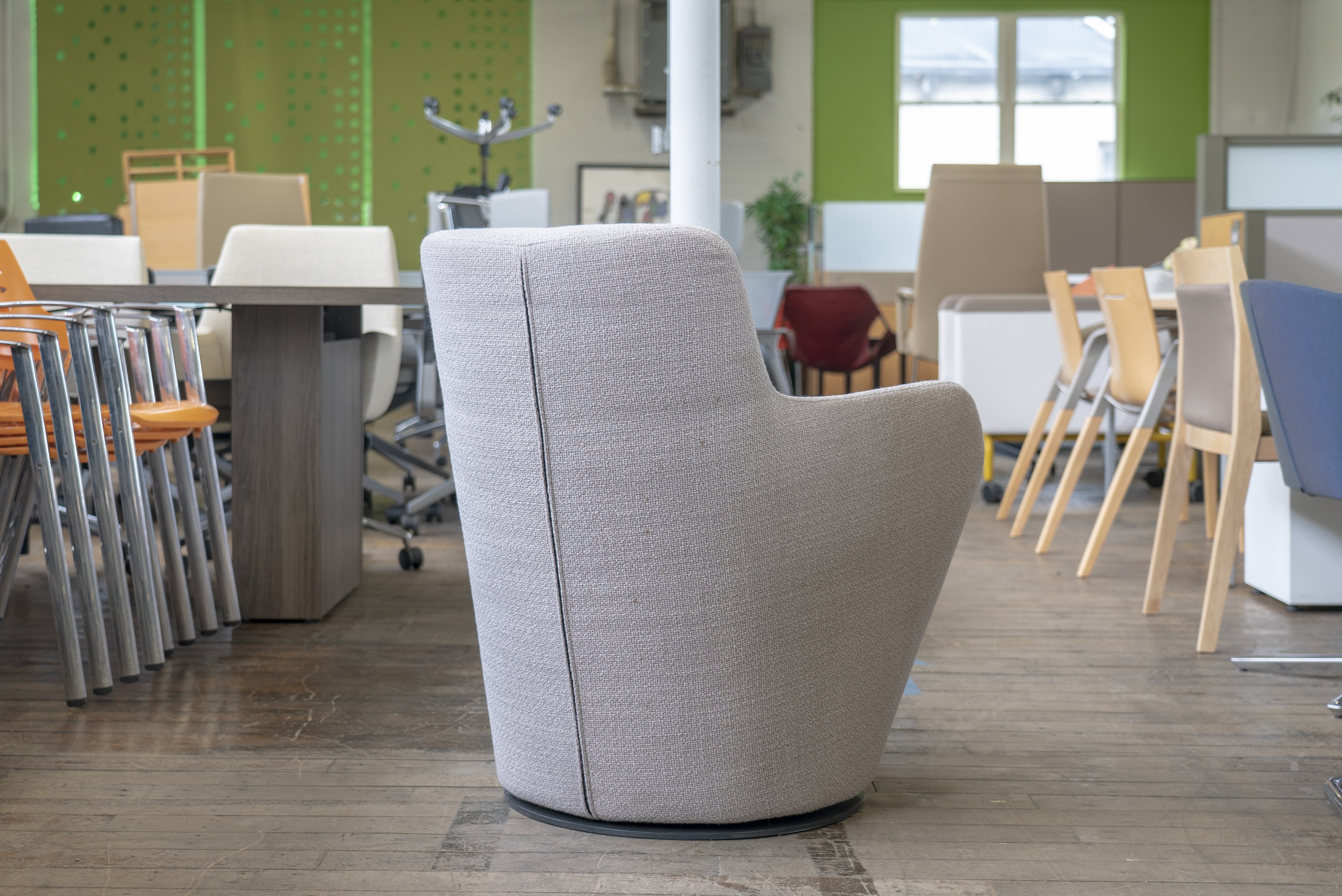 allsteel-retreat-low-back-swivel-chairs