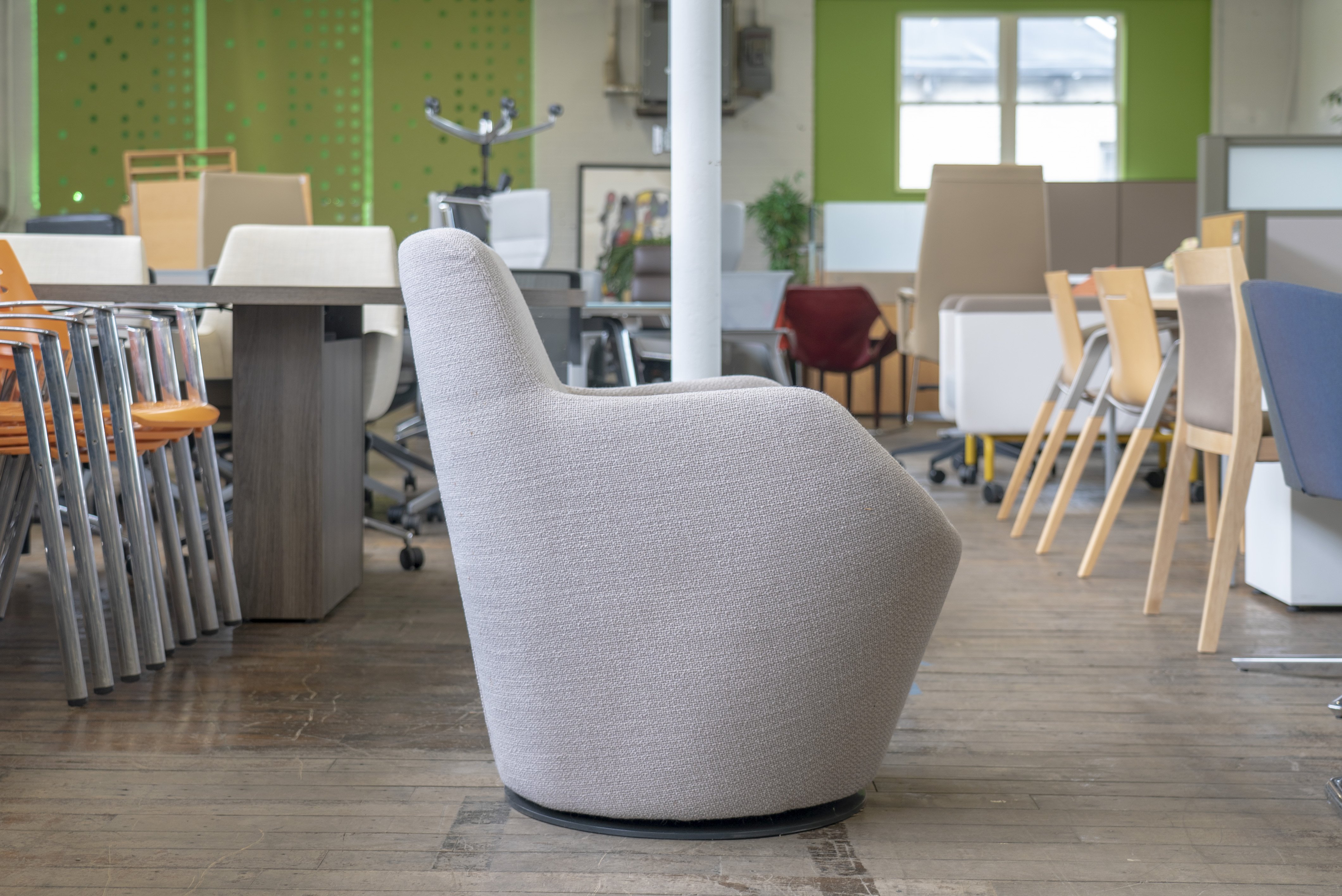 allsteel-retreat-low-back-swivel-chairs