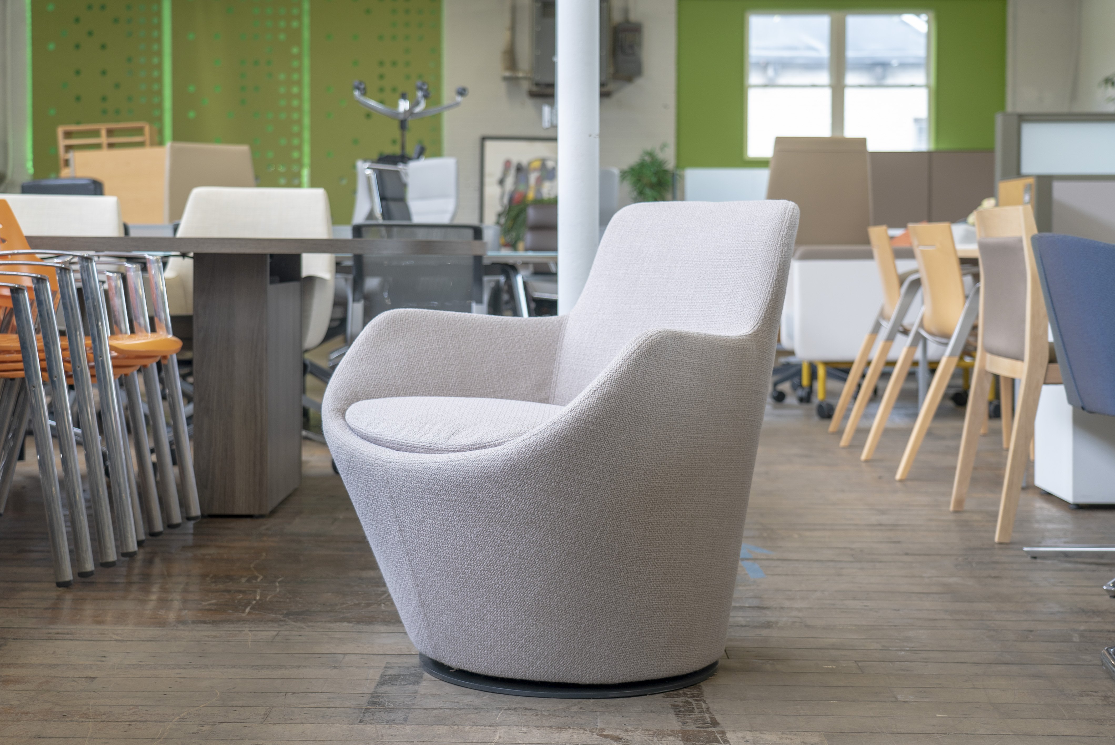 allsteel-retreat-low-back-swivel-chairs