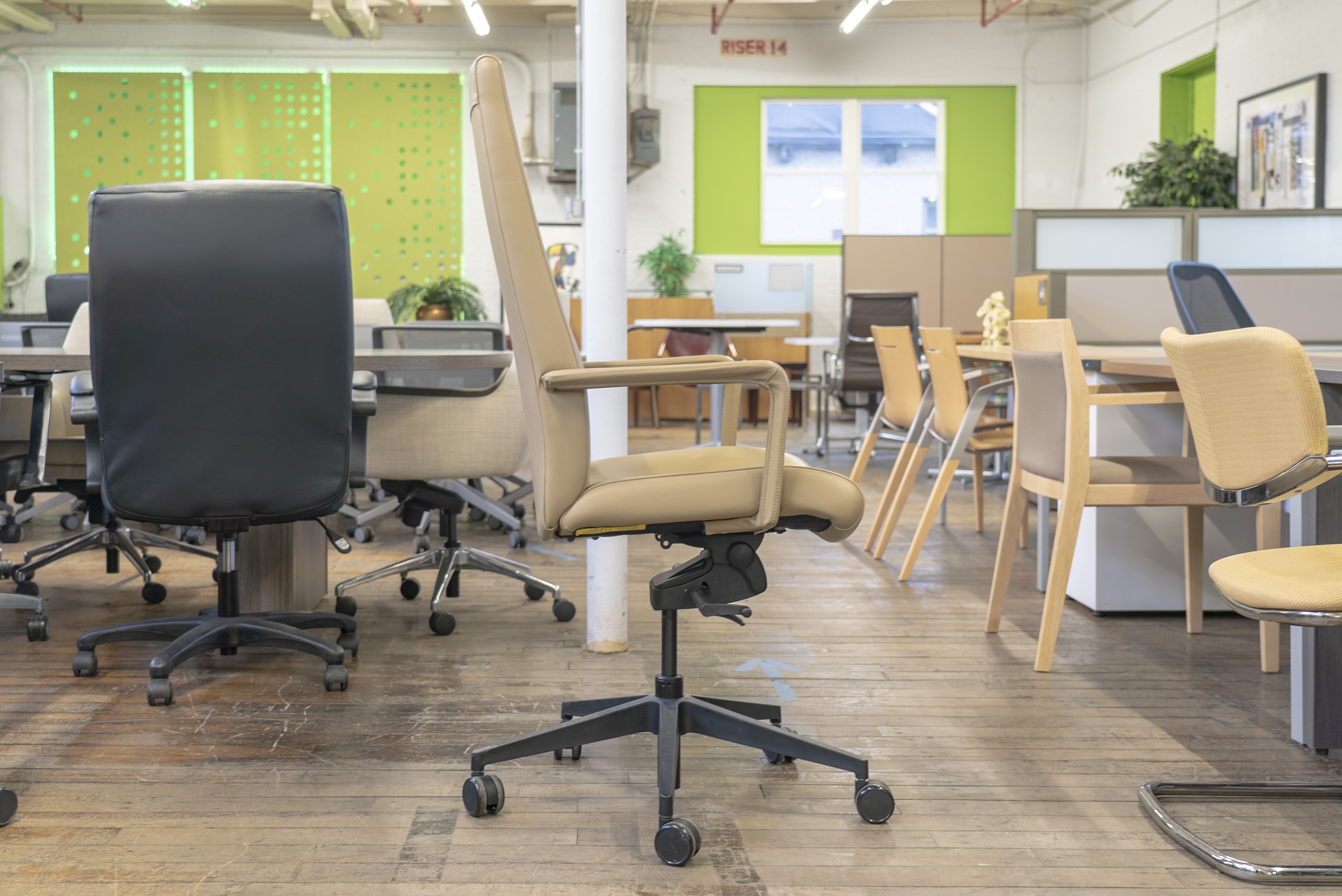 krug-c5-high-back-leather-executive-conference-chairs