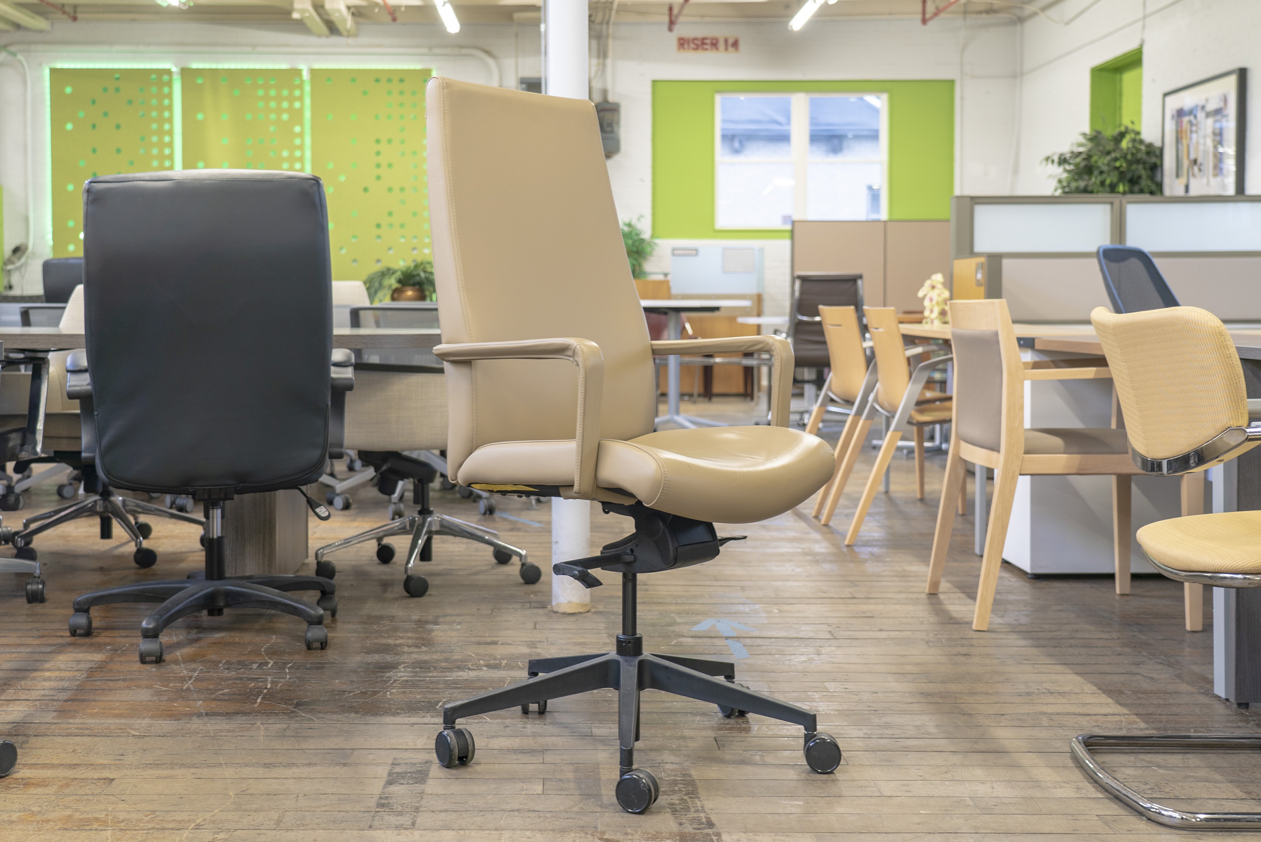 krug-c5-high-back-leather-executive-conference-chairs