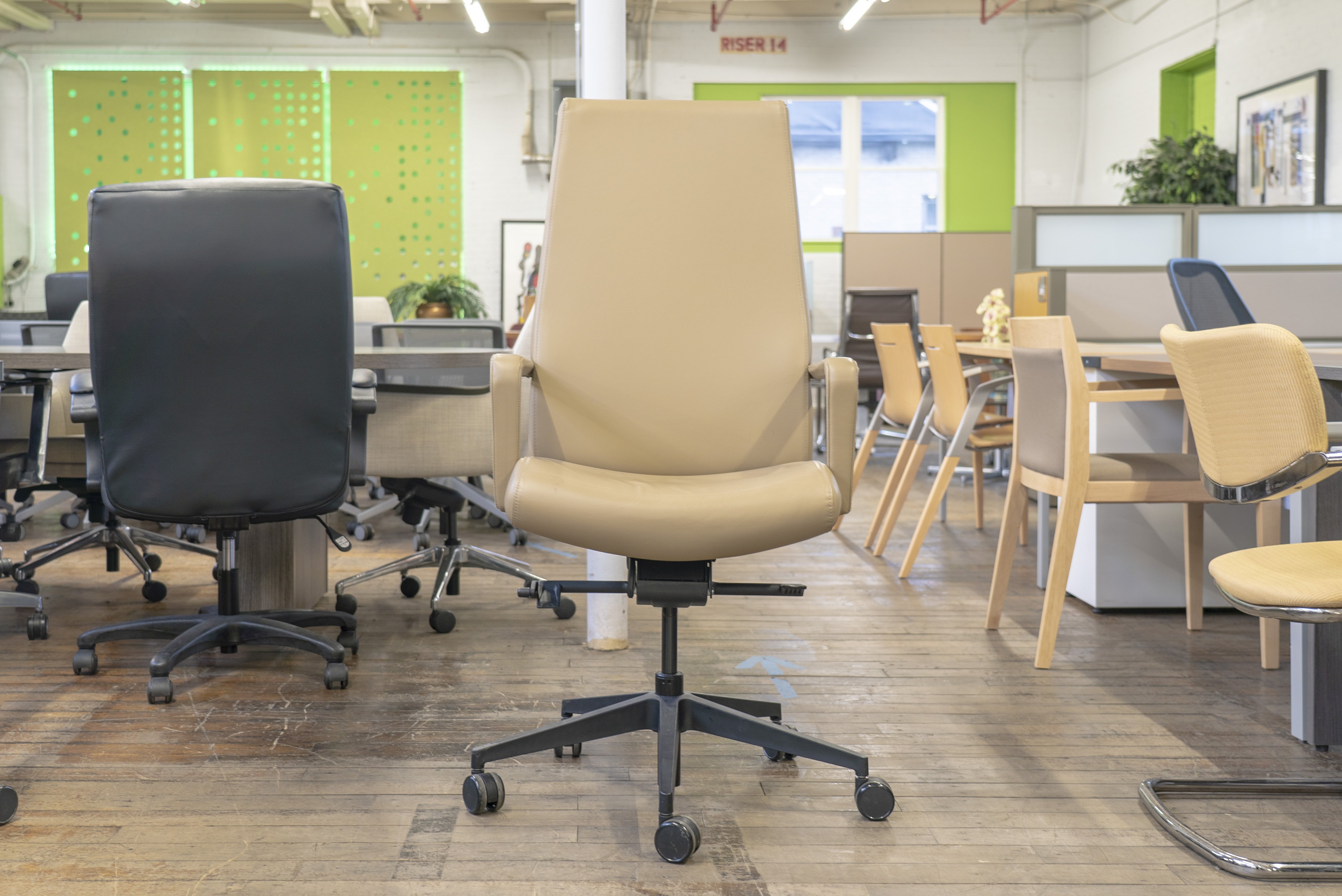 krug-c5-high-back-leather-executive-conference-chairs