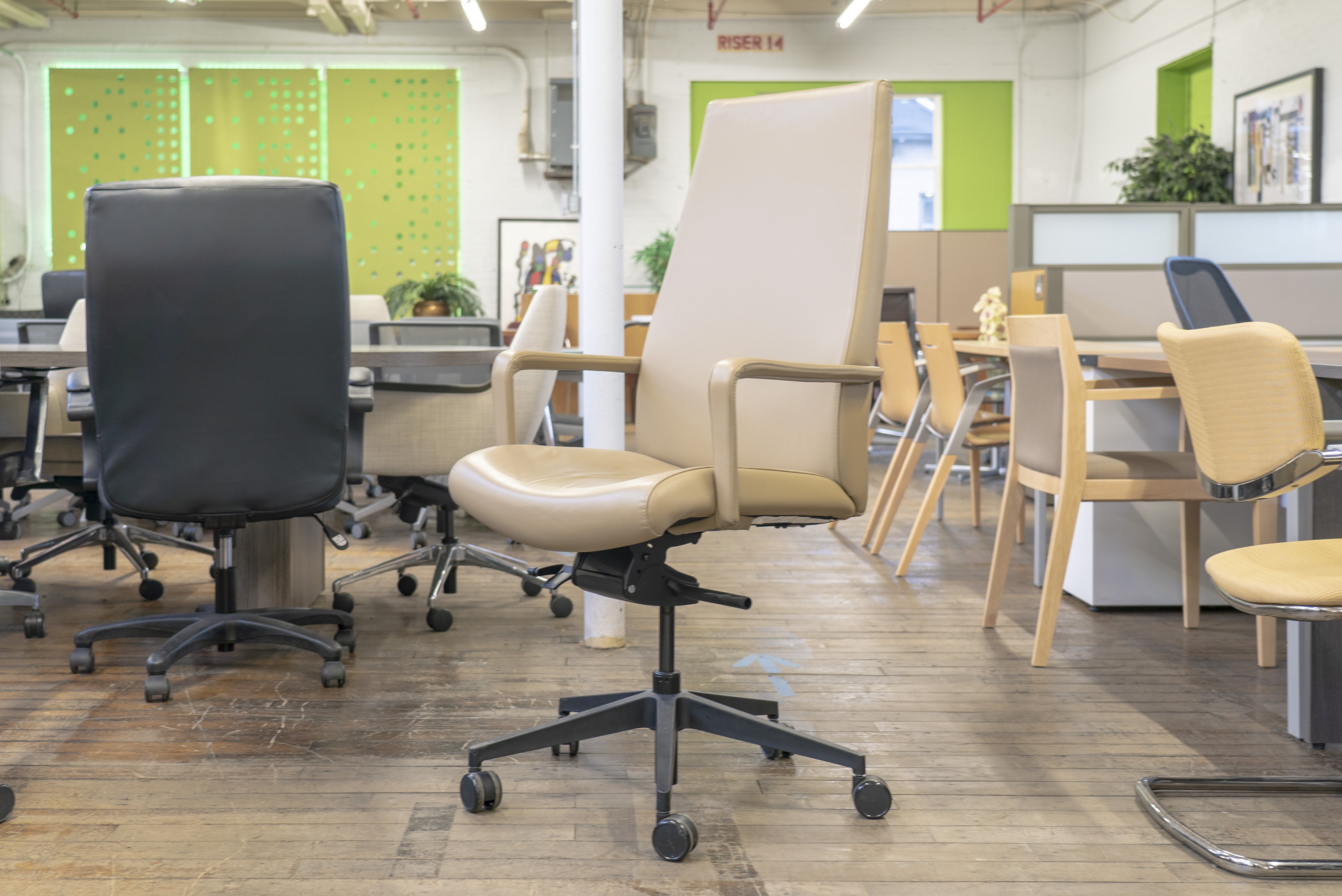 krug-c5-high-back-leather-executive-conference-chairs